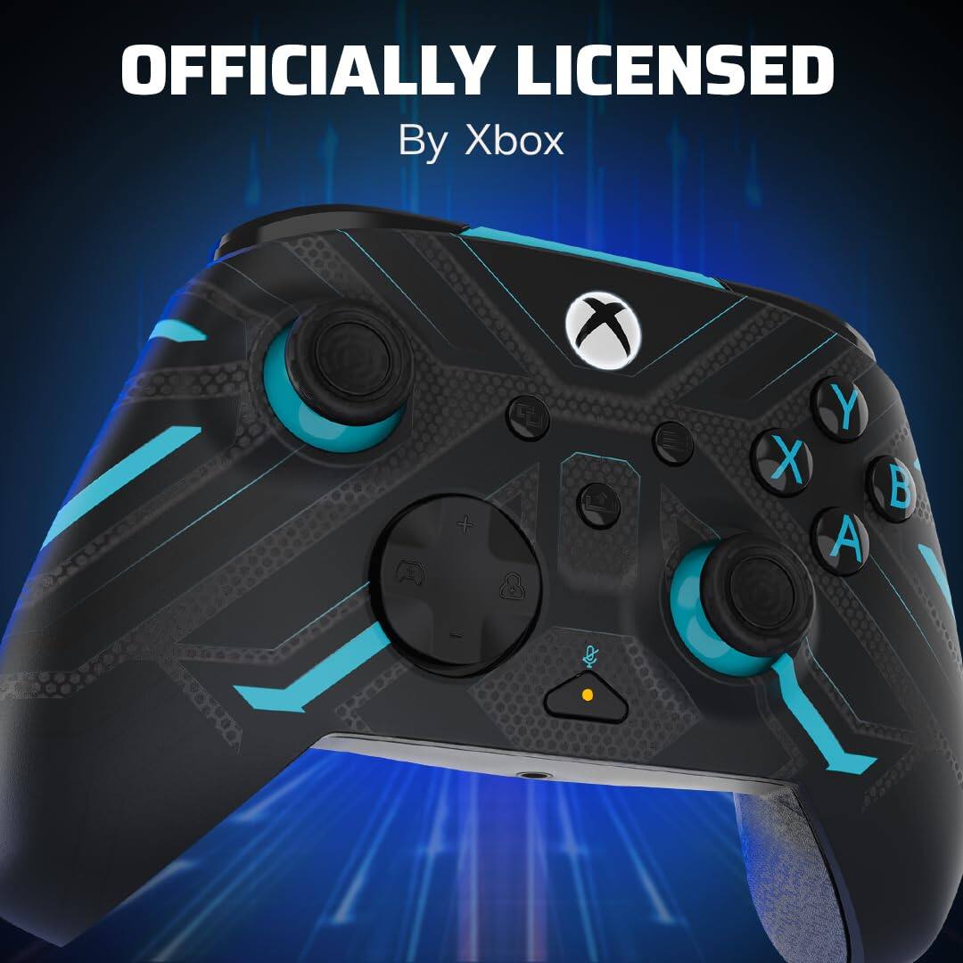 OFFICIALLY LICENSED  
By Xbox