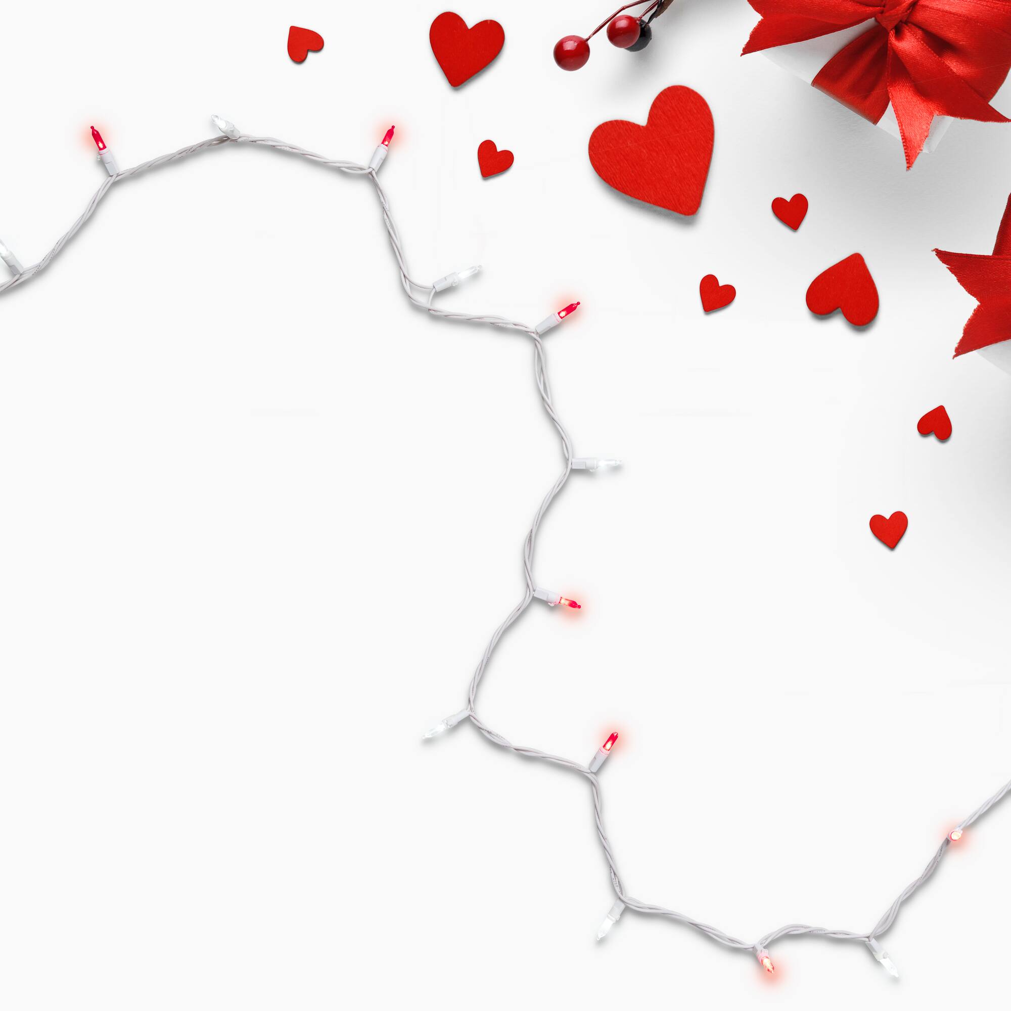 Front. Northlight - LED Mini Christmas Lights - Red and Pure White - 33' White Wire - 100ct - Red.