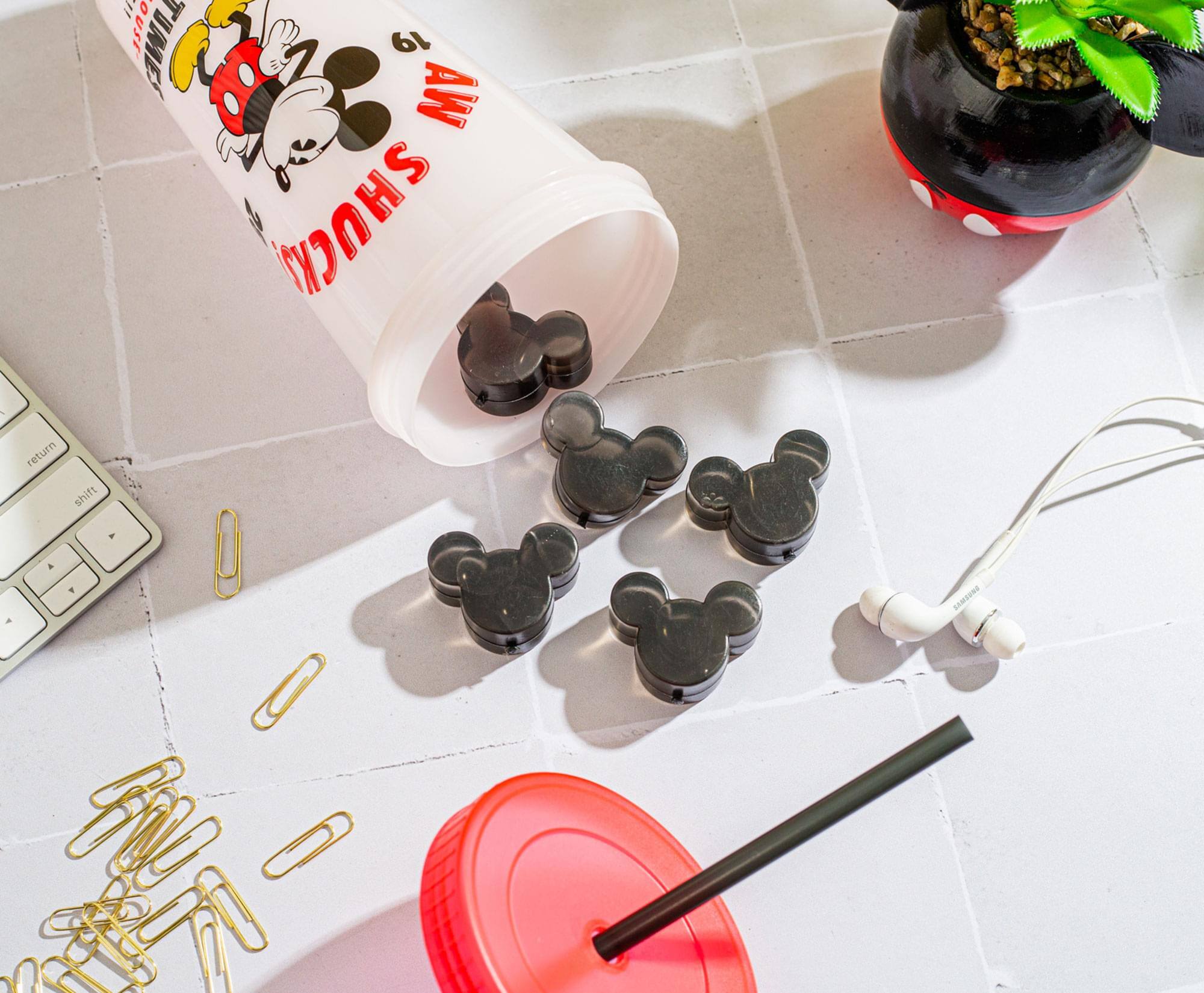 Sure, here is the corrected text:

- "SHOCK"
- "AW"
- "61"
- "return shift - A 1 SAMBUNG"