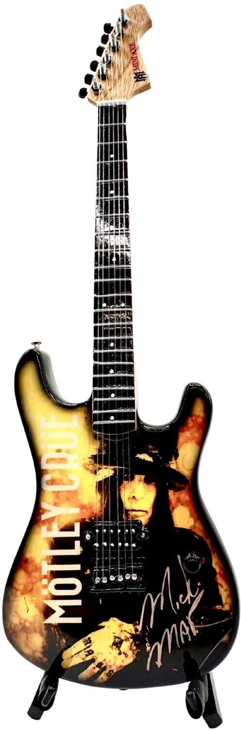 AXE MINI AXE MINI CRUE MOTLEY CRUE