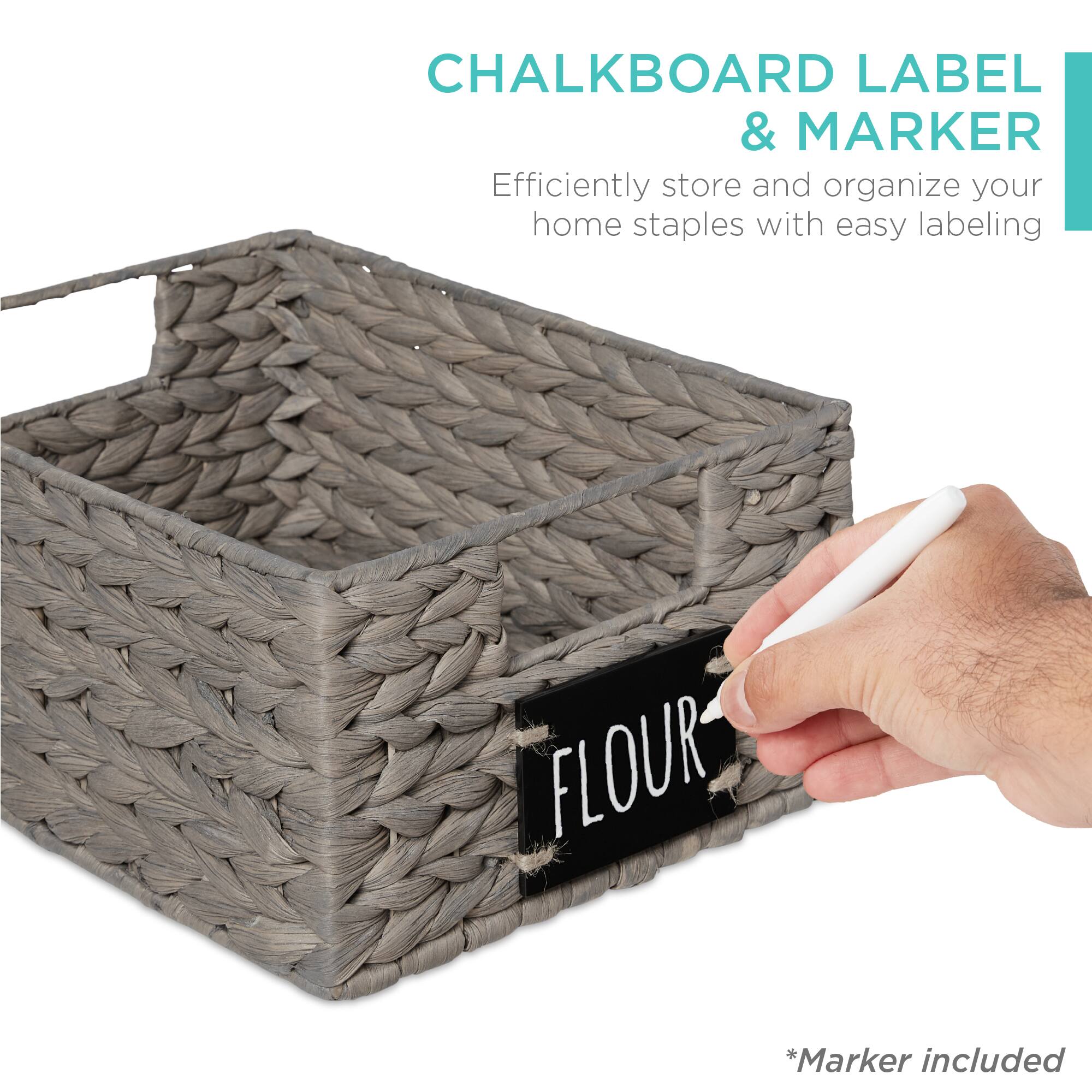 CHALKBOARD LABEL & MARKER

Efficiently store and organize your home staples with easy labeling

*Marker included