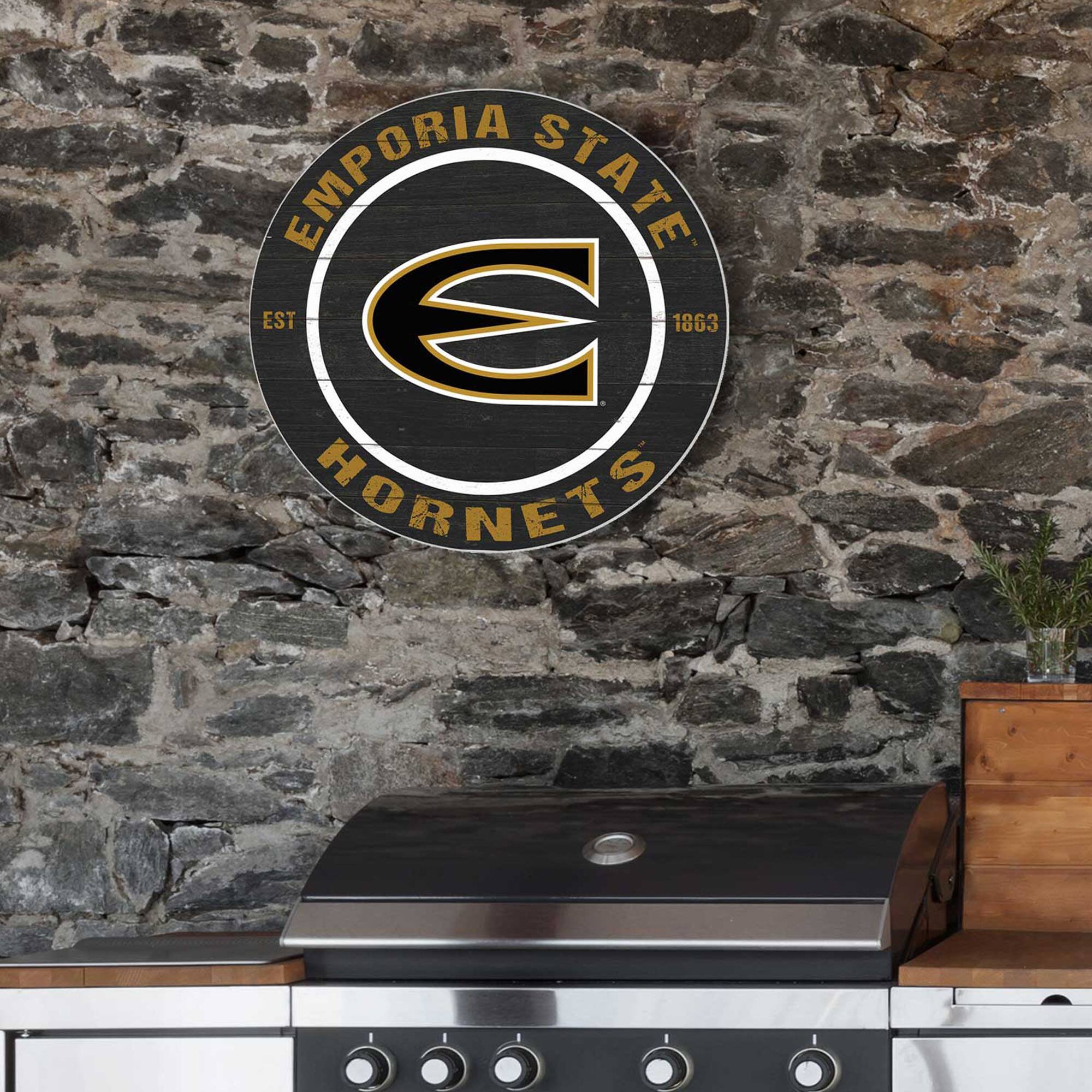 EMPORIA STATE  
EST 1863  
HORNETS