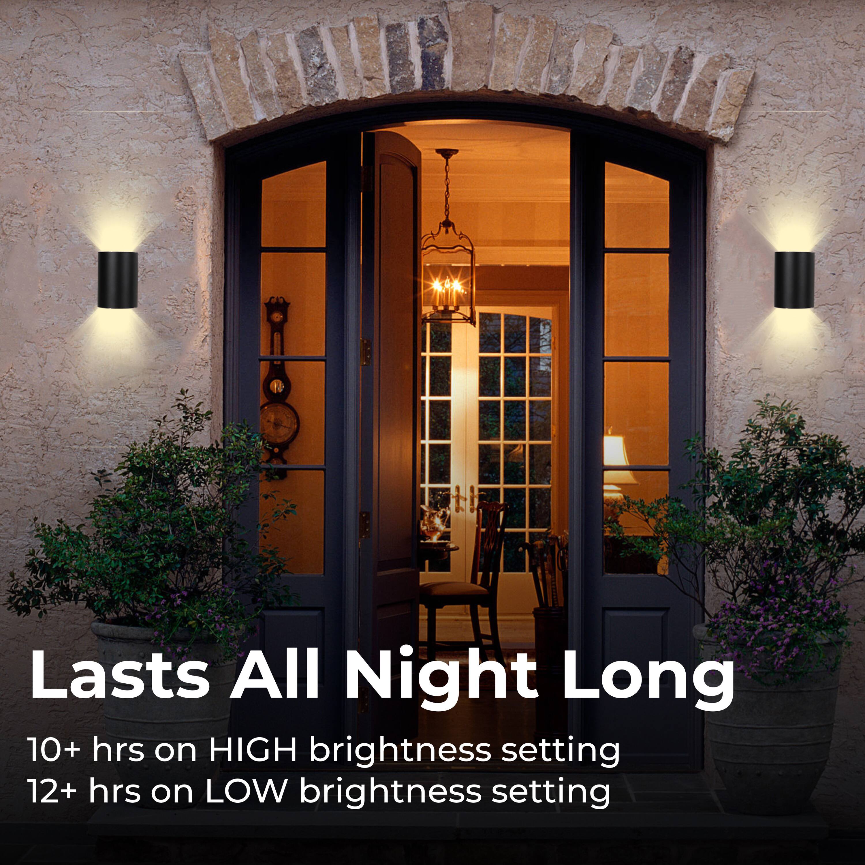 Lasts All Night Long
10+ hrs on HIGH brightness setting
12+ hrs on LOW brightness setting