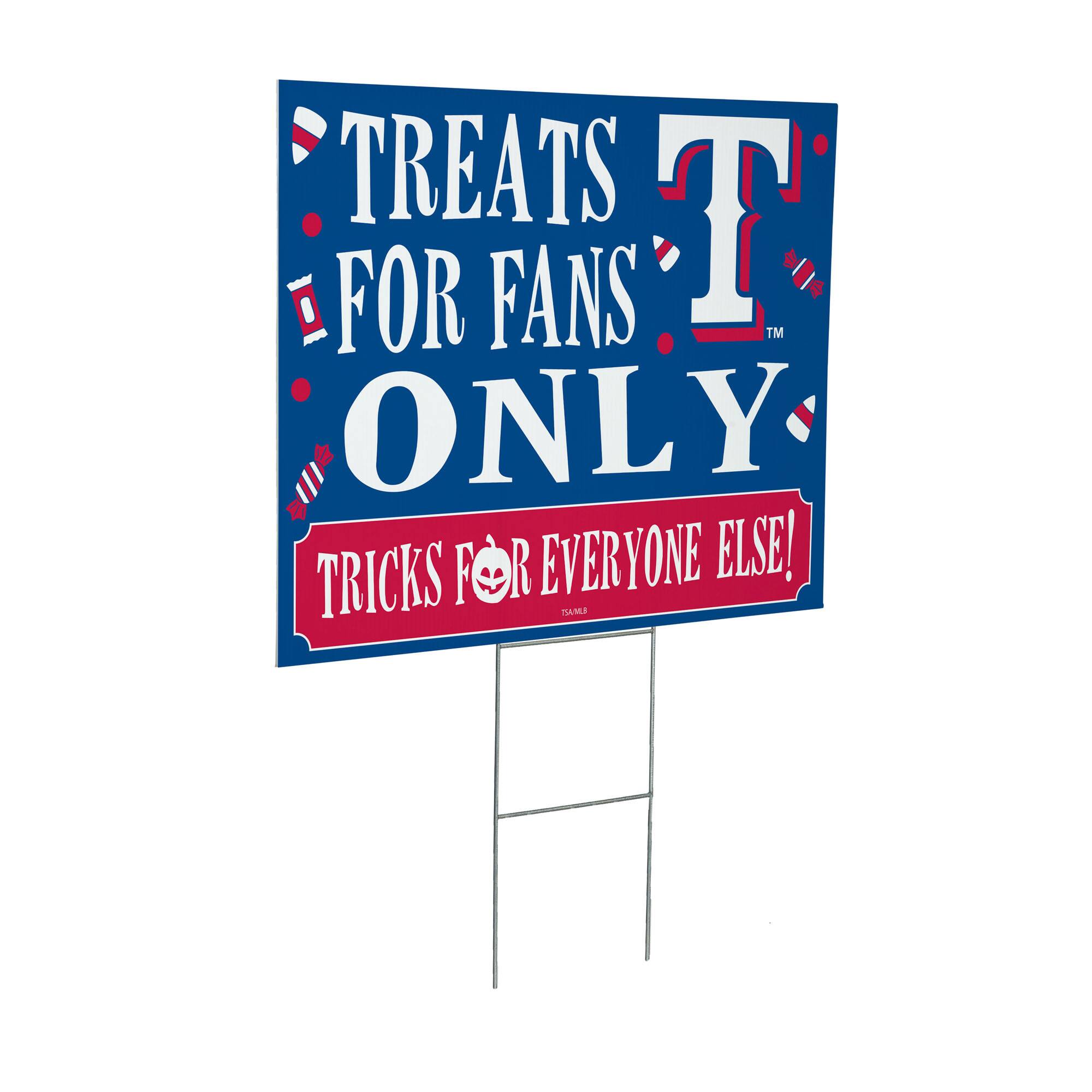 TREATS FOR FANS ONLY  
TRICKS FOR EVERYONE ELSE!