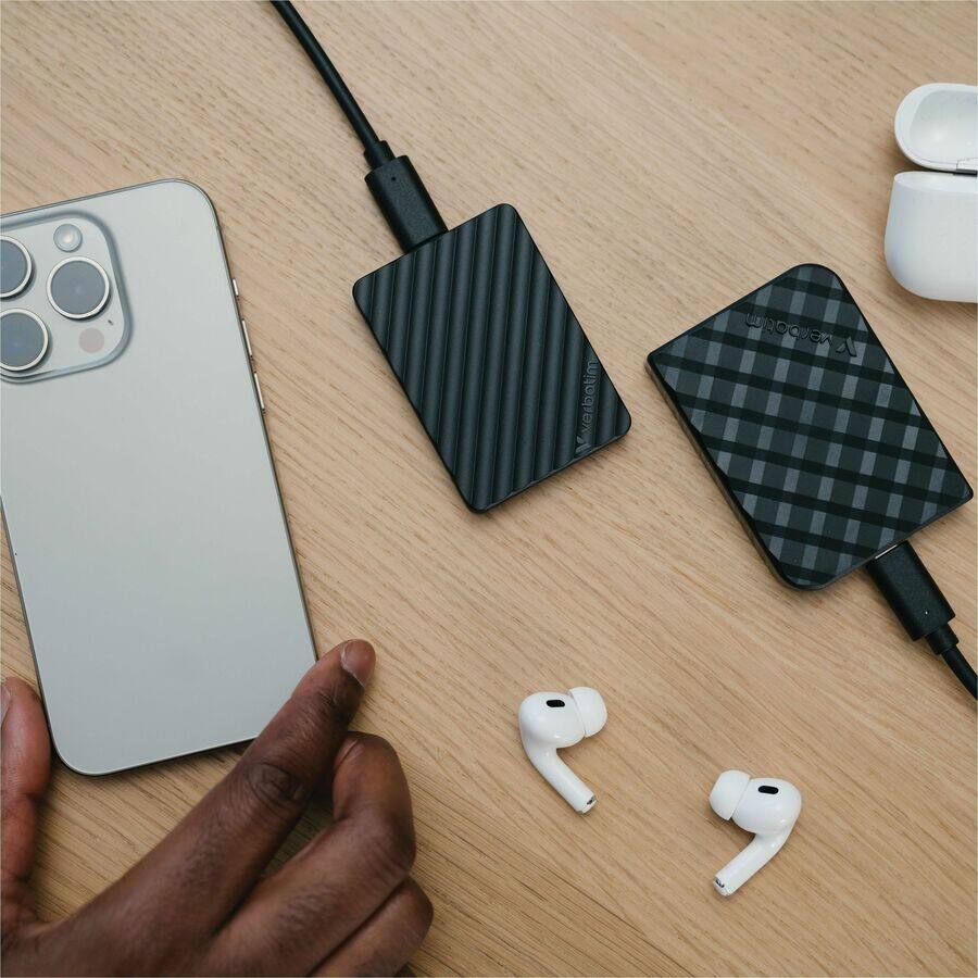 The text on the image reads:

"Vivebatim"