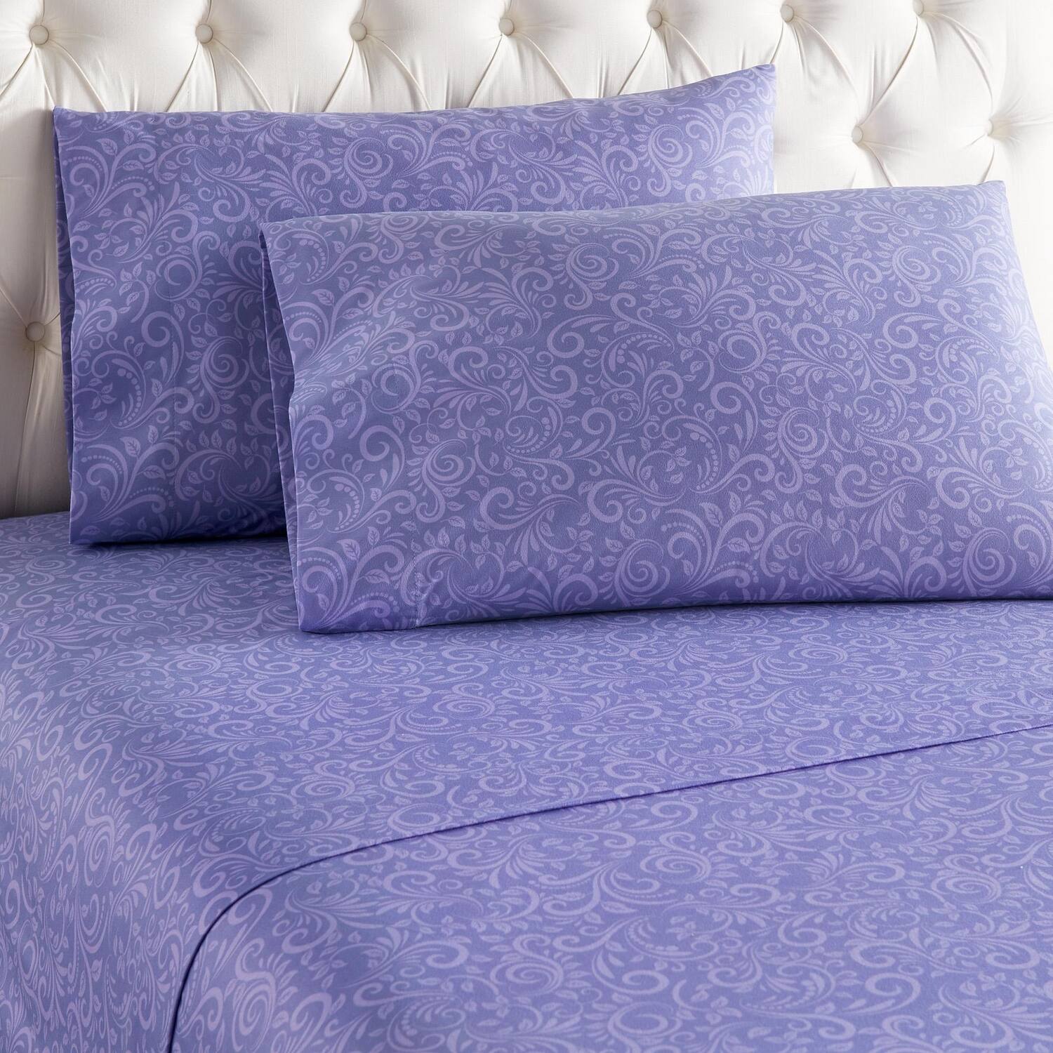 Angle. Shavel Home Products - Shavel 100% Polyester Luxury Micro Flannel Printed Deep-Pocket Traditions Lilac Sheet Set Queen Purple - Purple.