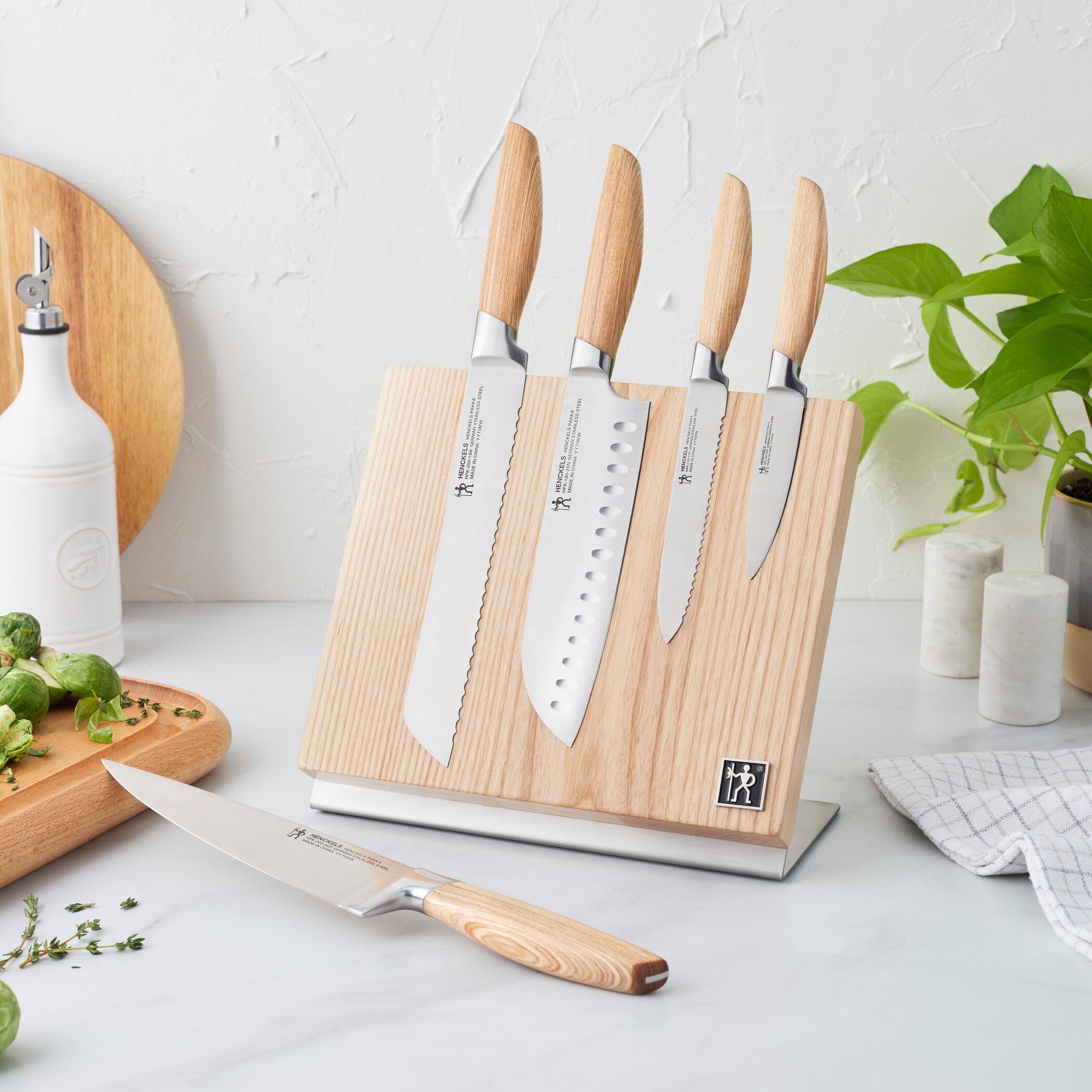 Alt View 1. Henckels - Henckels Pakka 6-pc Magnetic Easel Knife Set - Wood.