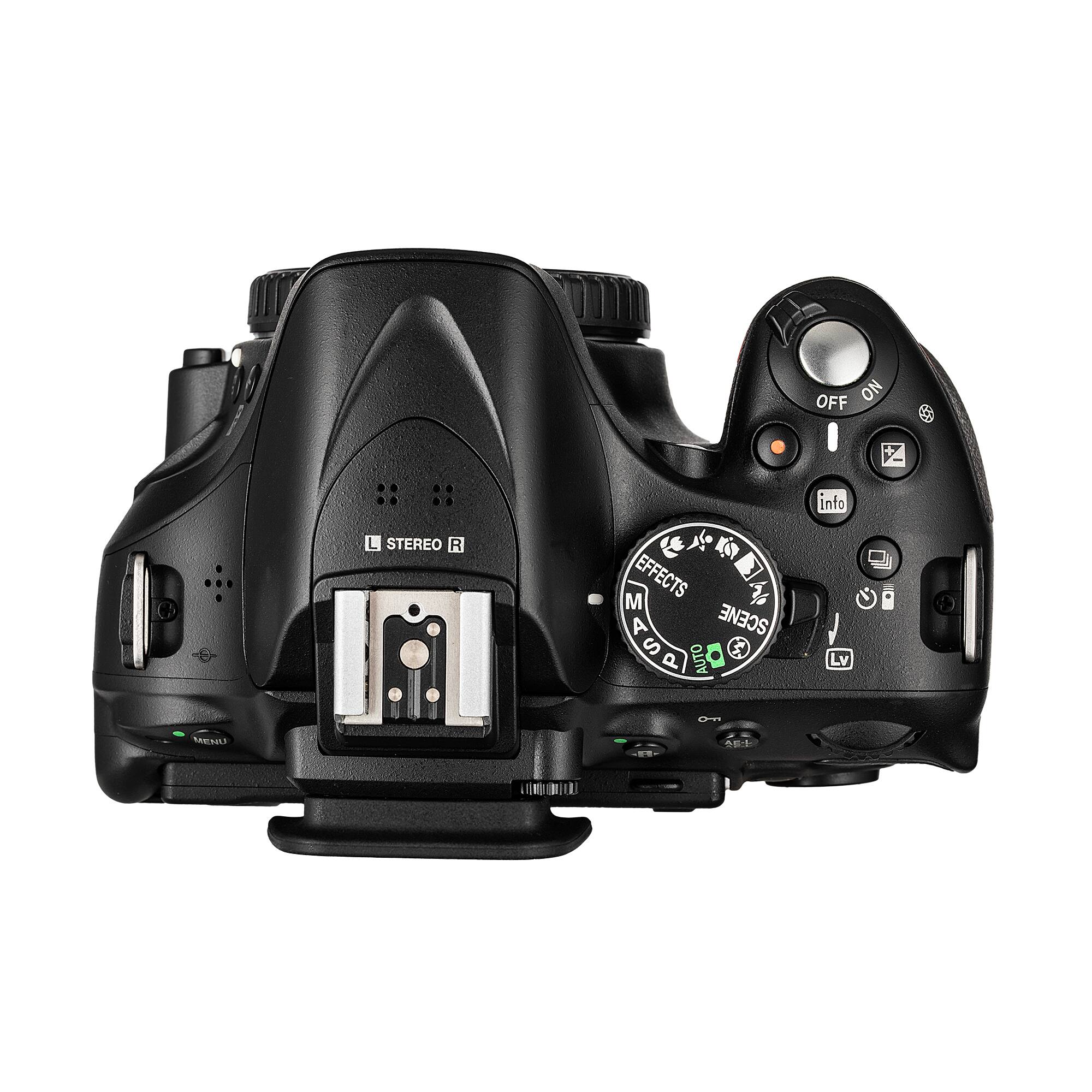 Nikon D5200 DSLR 24.1MP APS C w/ 18 55mm Lens Starter Bundle