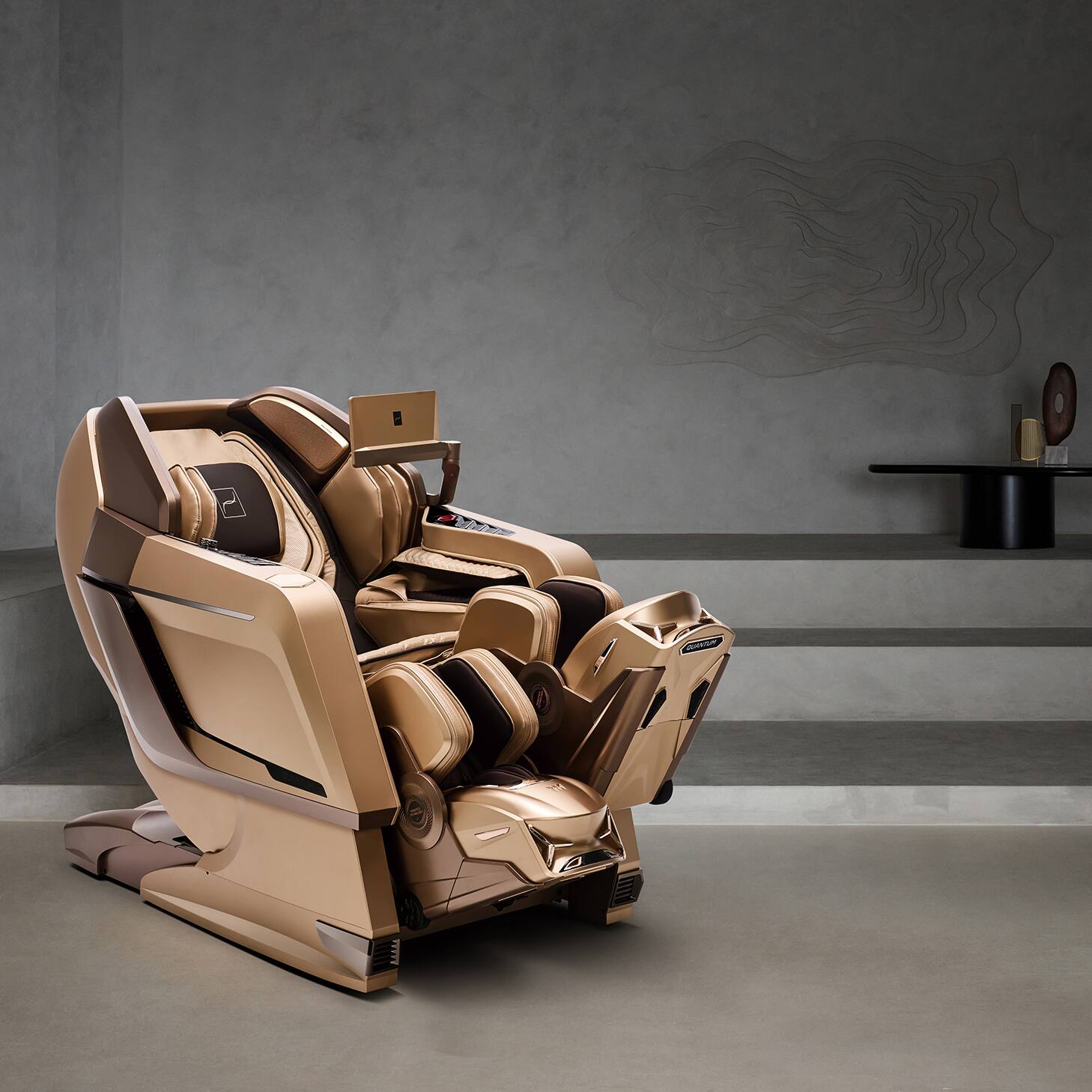 Alt View 2. Bodyfriend - Pharaoh Q - Gold.