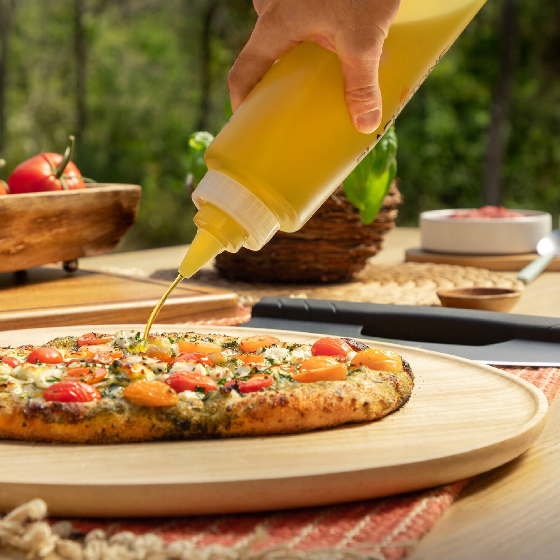 Alt View 11. Blackstone - 2-Pack 32oz Plastic Squeeze Bottles with Lockable Lids - Clear.