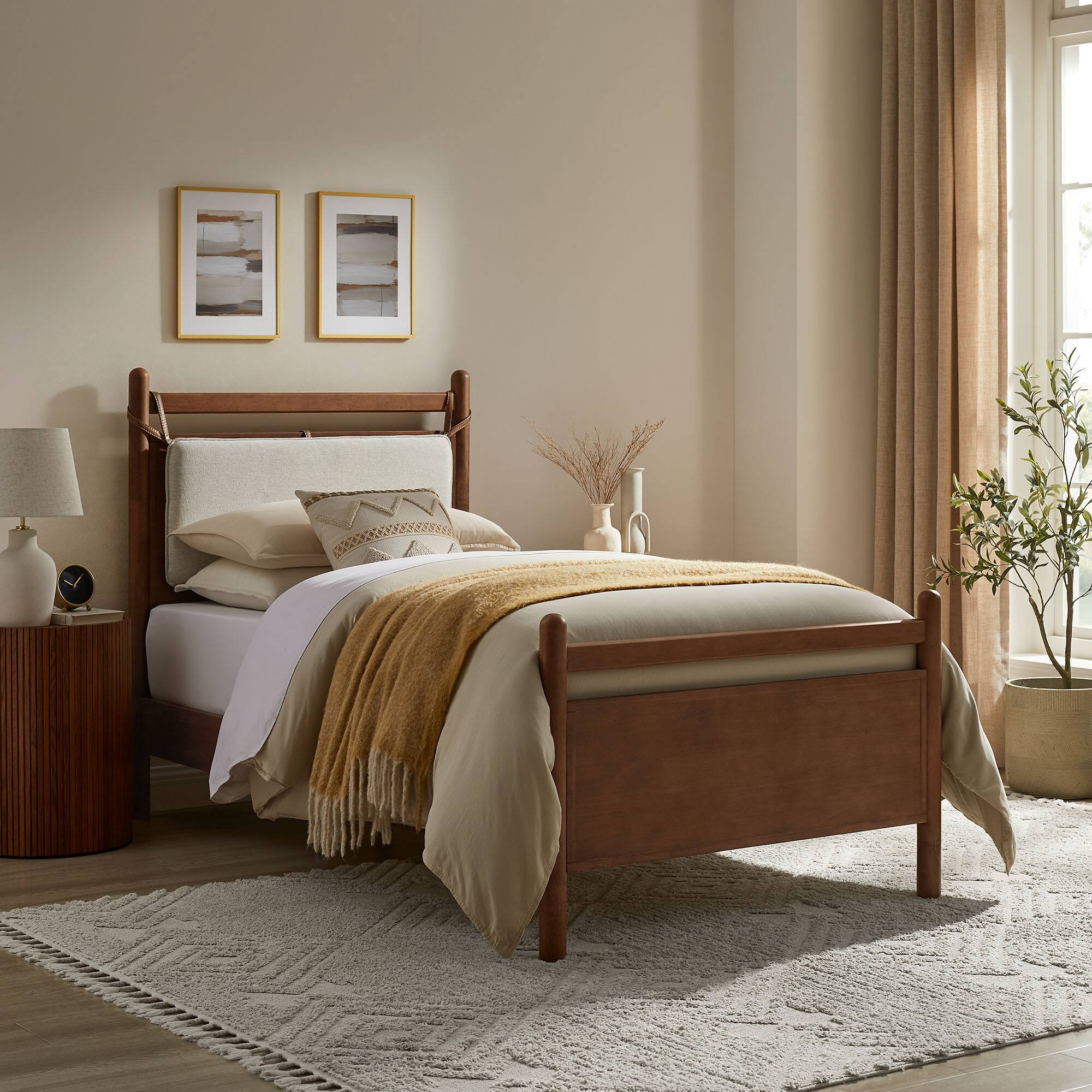 Walnut Heathered Ivory