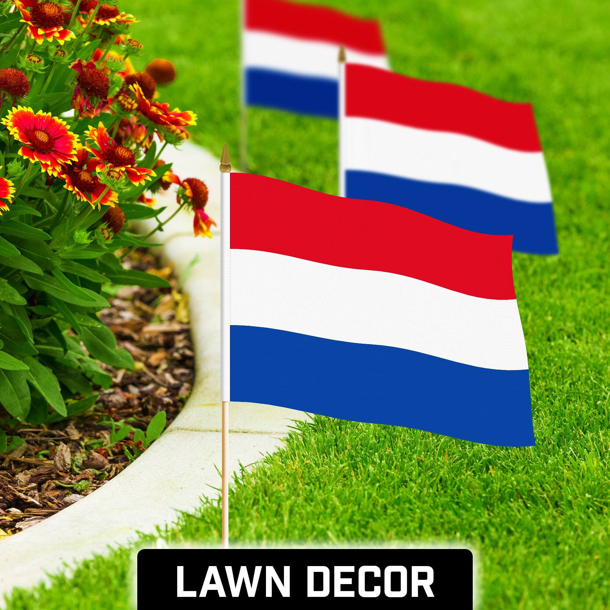 LAWN DECOR