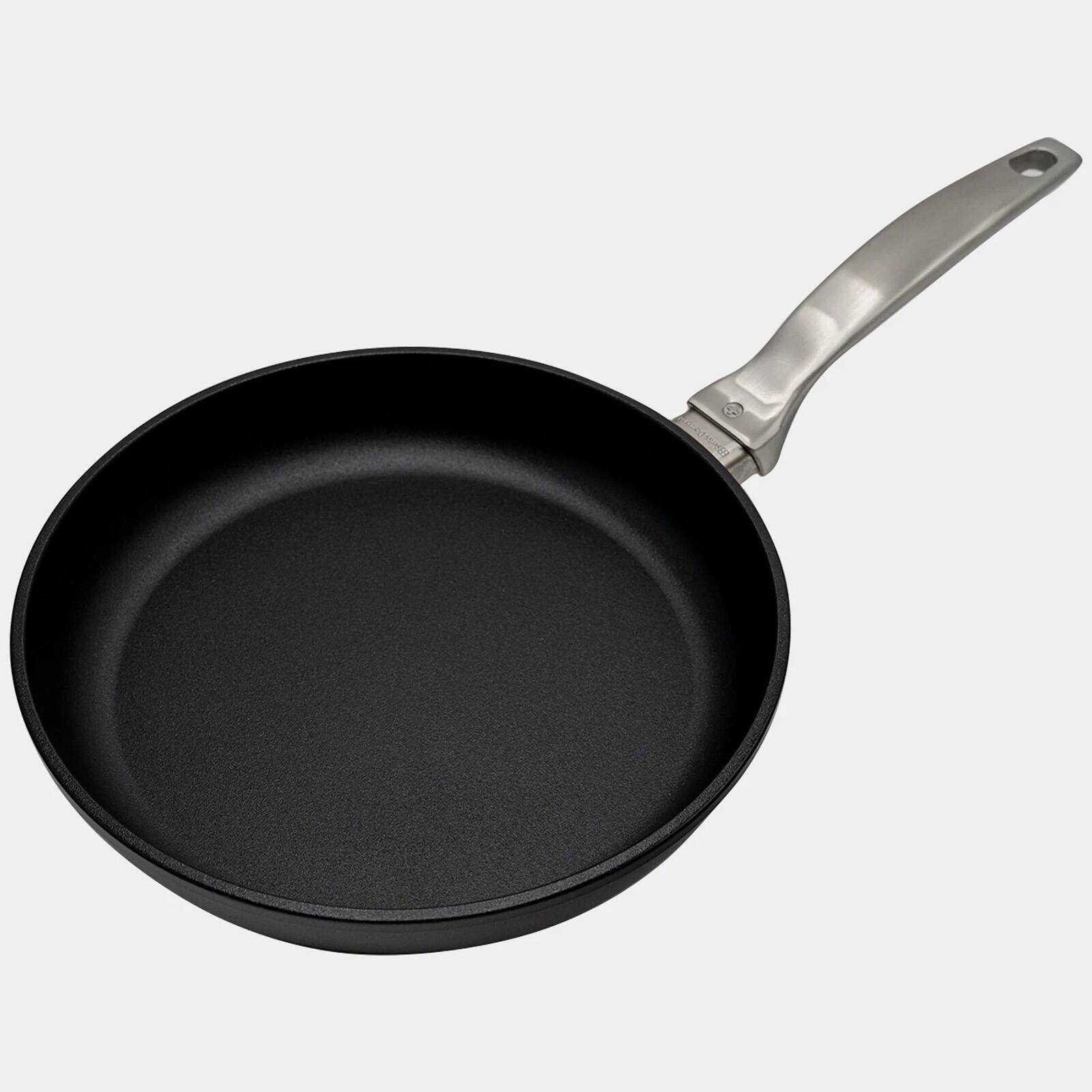 Front. Swiss Diamond - CHD Nonstick Fry Pan, 9.5-Inch - Black.