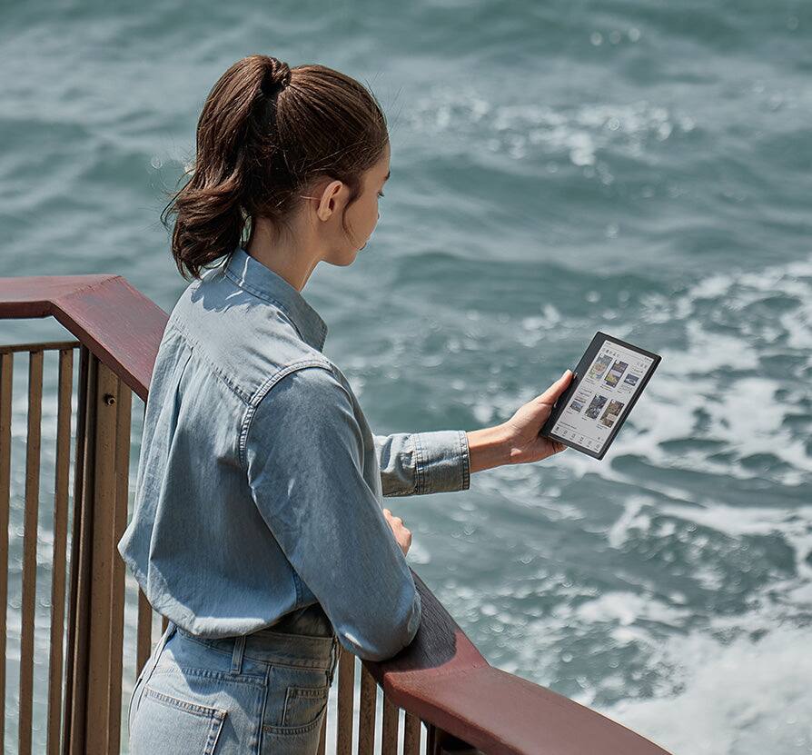 Back. BOOX - BOOX Go Color 7 (GenⅡ). The ultimate 7" color E-Ink reader. Experience your favorite comics and books in color. - Black.