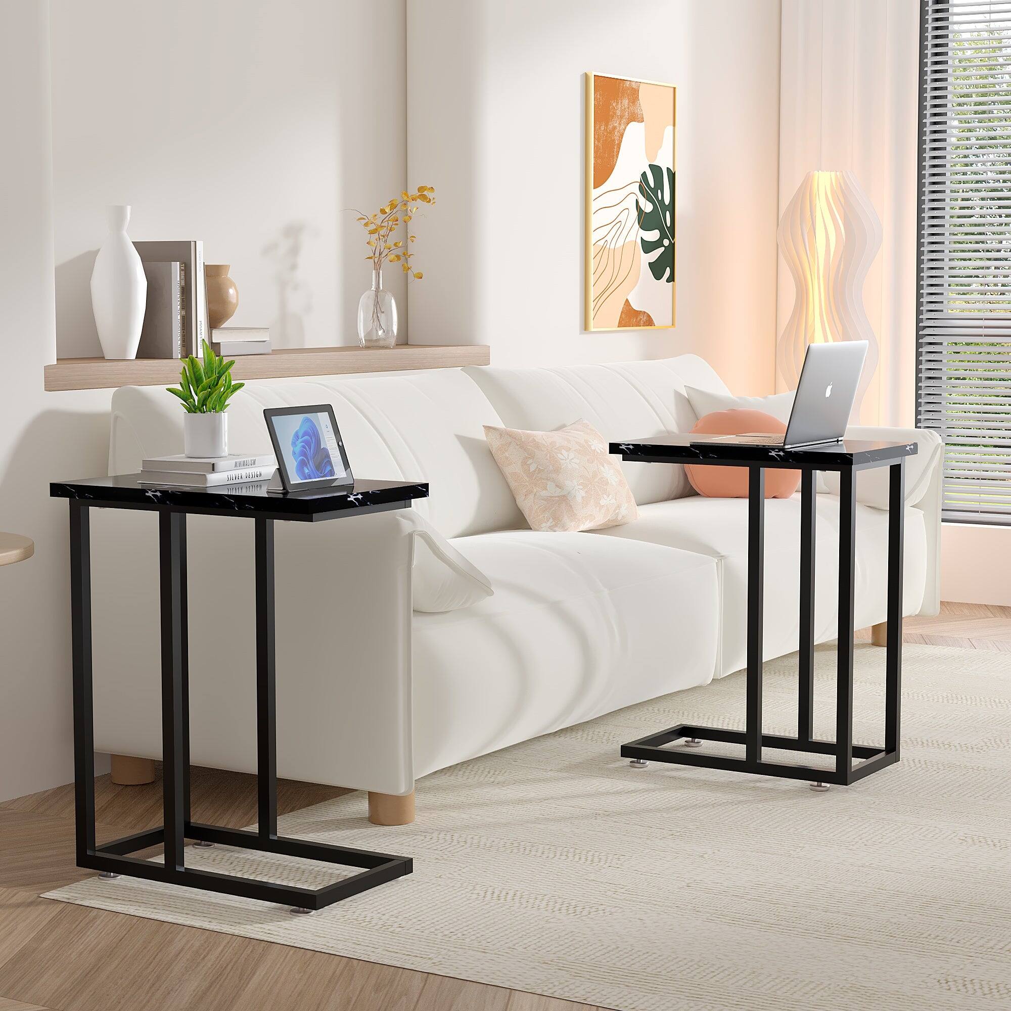 The text on the image is:

"Lu JLRA - TOW"