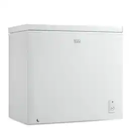 Black+Decker - 7.0 Cu. Ft. Chest Freezer, Holds up to 245 Lbs. of Frozen Food with Organizer Basket - White