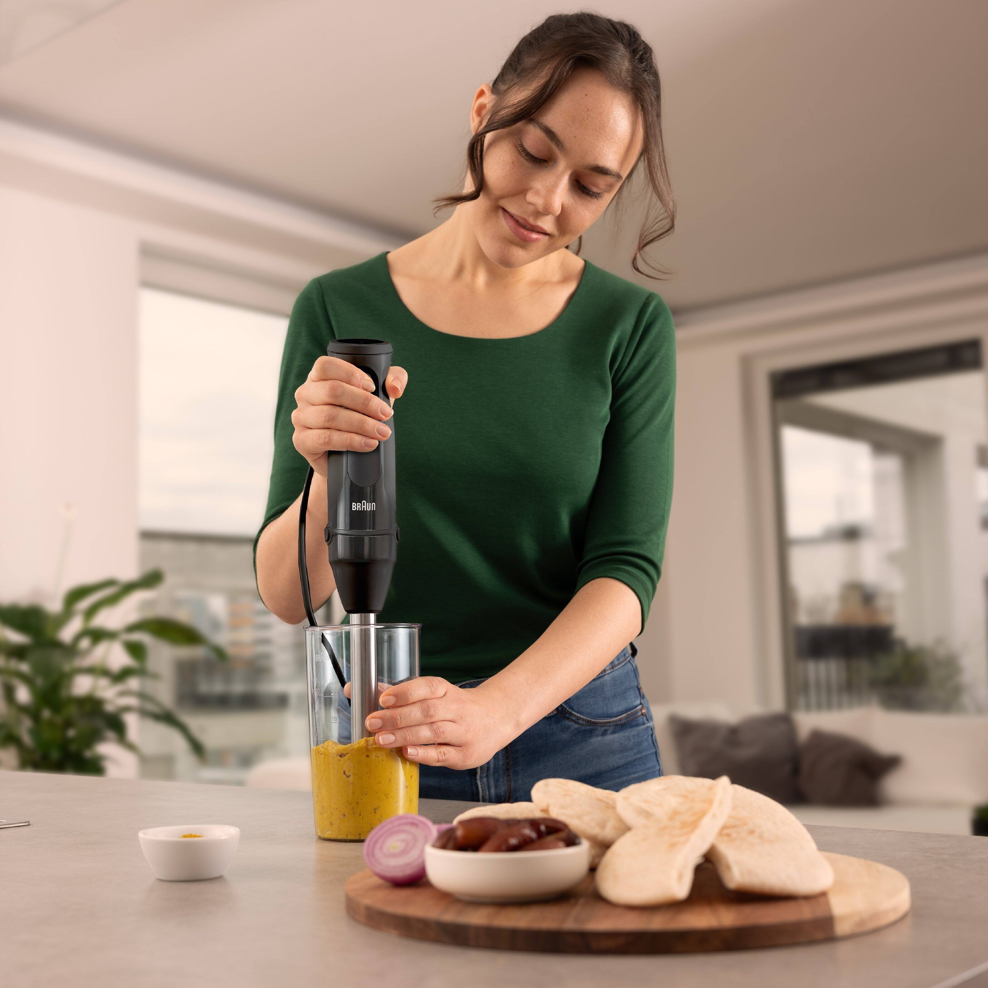 Alt View 4. Braun - MultiQuick 5 Vario 21 Speed Hand Blender with Whisk & Mini Food Chopper, 500W - Black.
