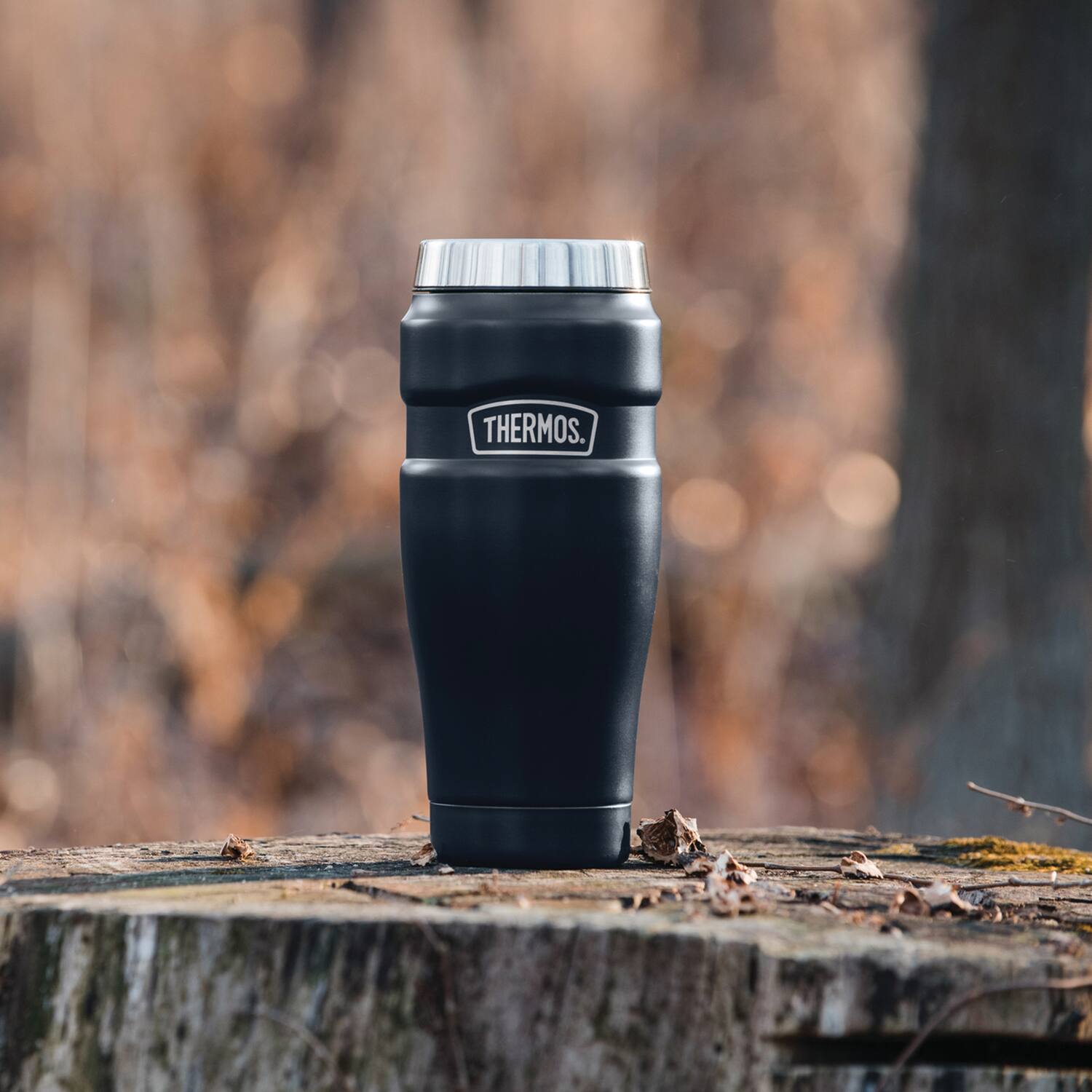 Alt View 3. Thermos - 16-Ounce Stainless King Vacuum-Insulated Stainless Steel Travel Tumbler - Matte Blue.