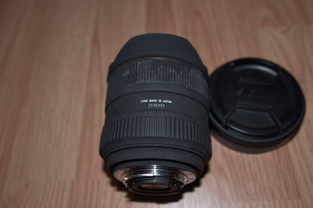 Lens made in Japan  
2046393