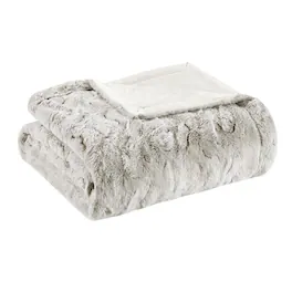 Gracie Mills - Shawn Brushed Faux Fur to Mink Oversized Throw - Snow Leopard