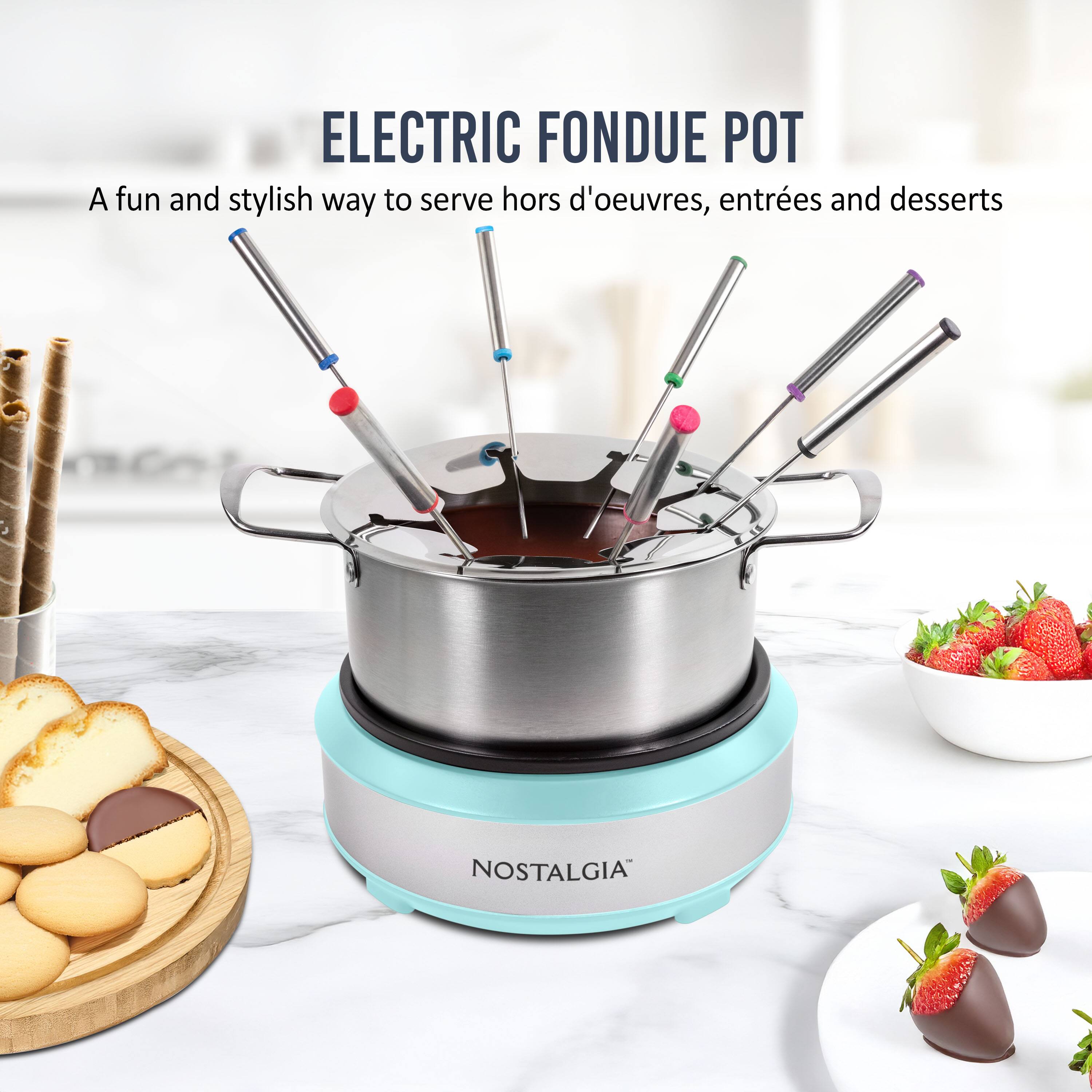 ELECTRIC FONDUE POT  
A fun and stylish way to serve hors d'oeuvres, entrées and desserts  
NOSTALGIA