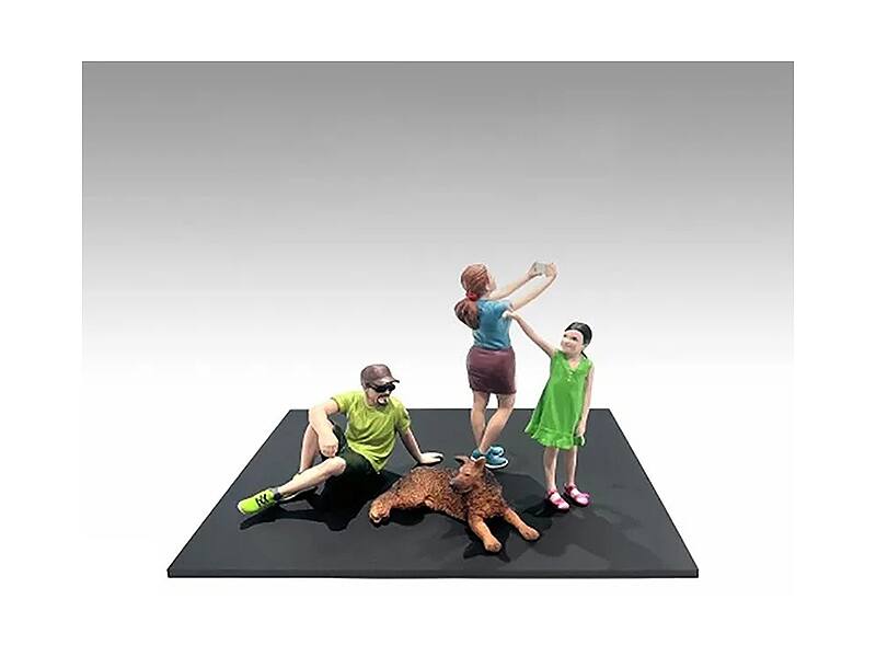 Back. American Diorama - "Figure18 Series 1" 9 piece Figure Set for 1/18 Scale Models by American Diorama - Multi.