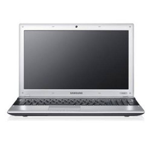 Front Standard. Samsung - 15.6" Notebook - 6 GB Memory - 640 GB Hard Drive.
