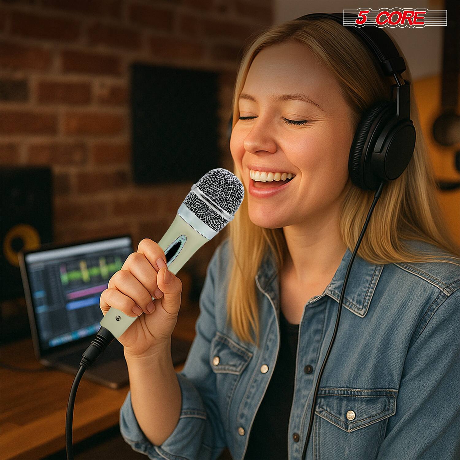 Alt View 8. 5 CORE - 5Core XLR Microphone Dynamic Mic Karaoke Singing Studio Mics Handheld Microfono - White.