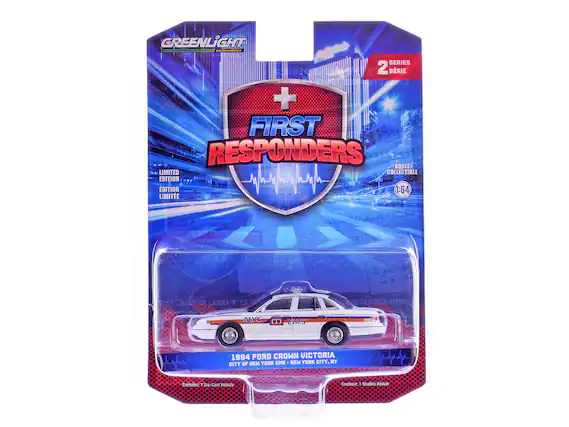 GREENLIGHT collectibles
FIRST RESPONDERS
SERIES 2
LIMITED EDITION
ADULT COLLECTIBLE
1:64
1994 FORD CROWN VICTORIA
CITY OF NEW YORK EMS - NEW YORK CITY, NY
Contains: 1 Die-Cast Vehicle
Contient: 1 Modèle Réduit
