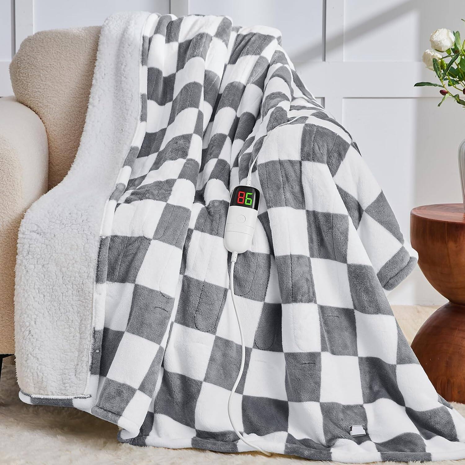 color:LightGrayPlaid+size:50"x60"