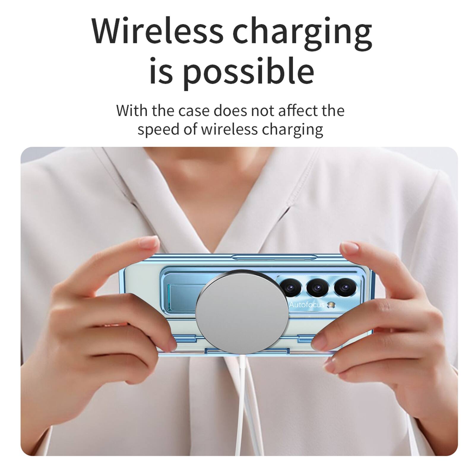 Wireless charging is possible. With the case, it does not affect the speed of wireless charging. Autofocus