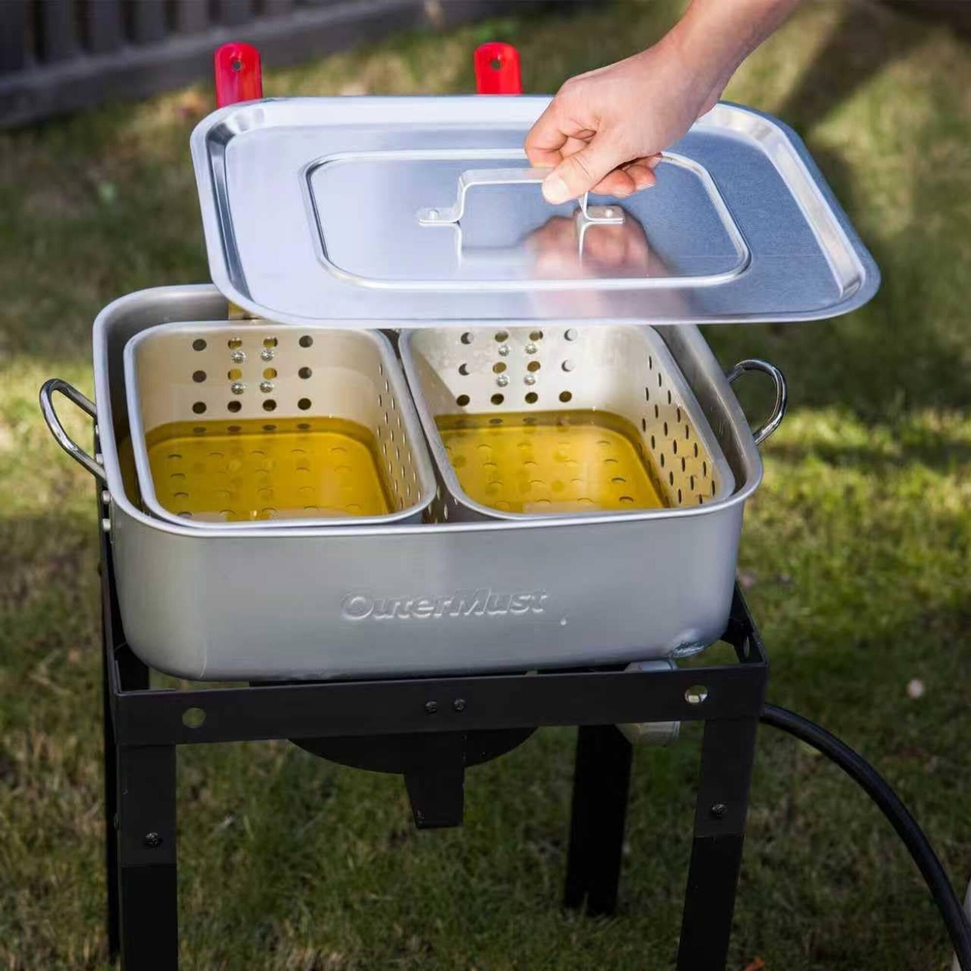Alt View 2. OuterMust - OuterMust 18-G 18Qt Deep Fryer Lid Aluminum Fryer Cover.