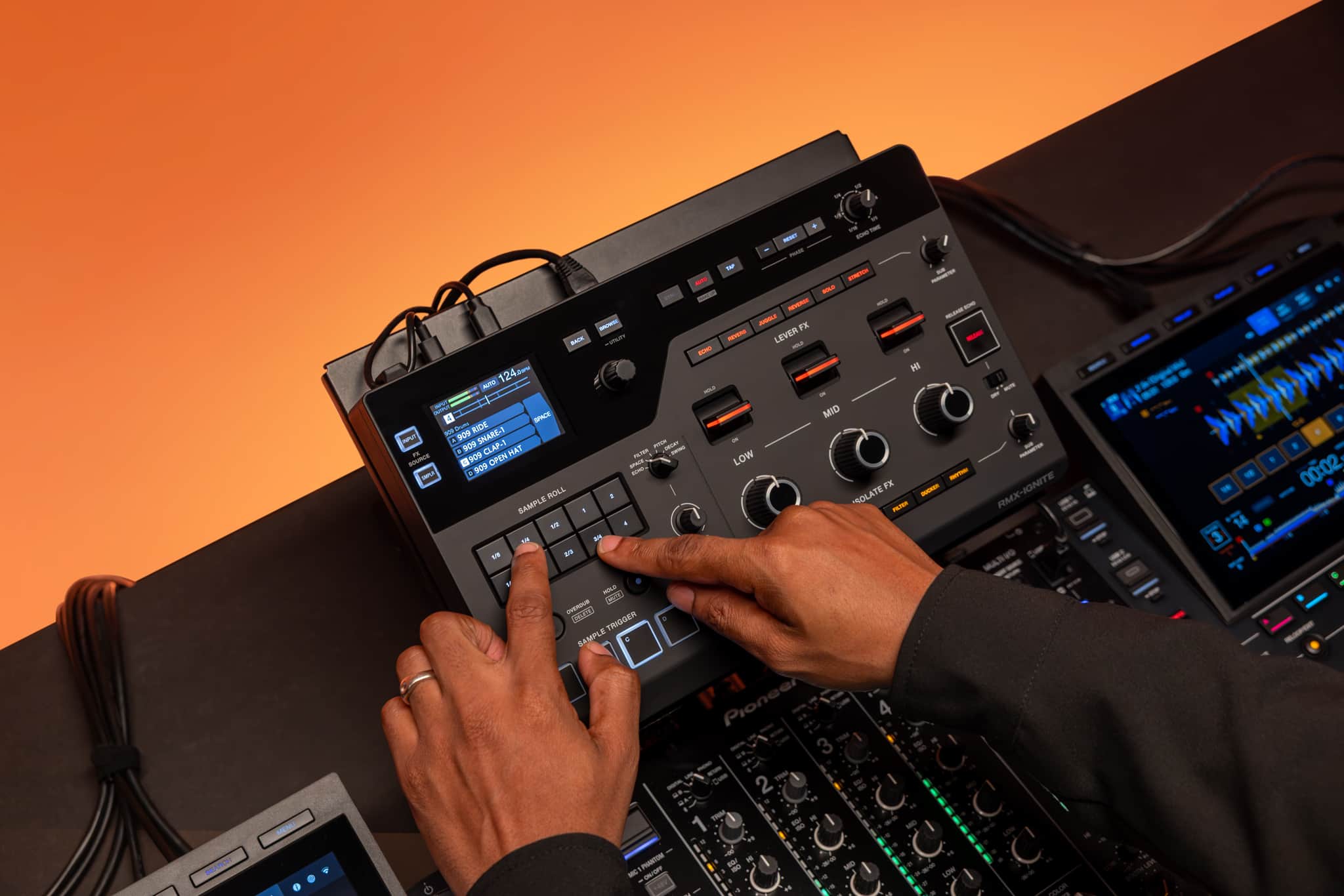 Pioneer DJ RMX IGNITE DJ Effects Processor & Remix Station, DJ