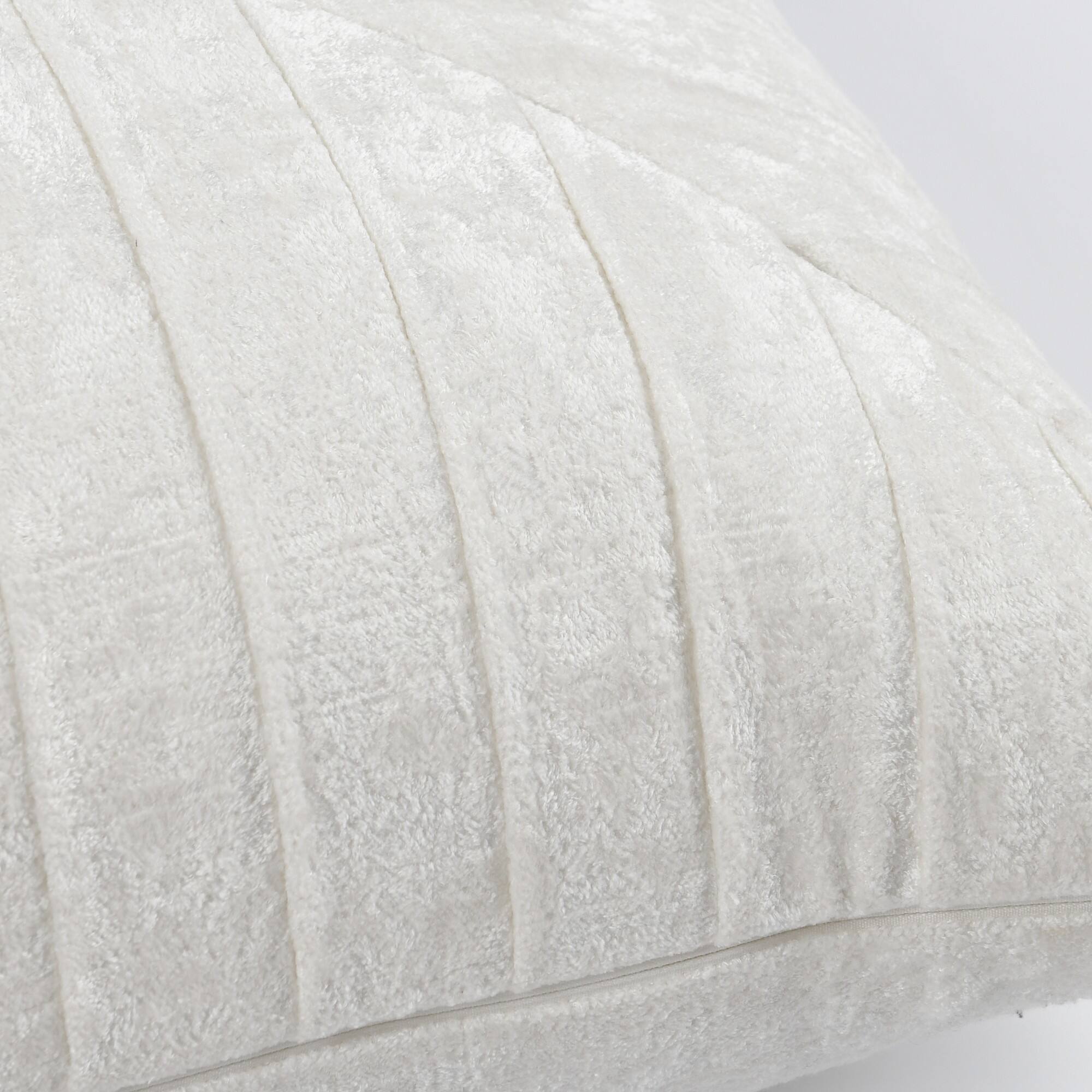 Back. Manhattan Lane - 14 x 26 Lumbar Accent Throw Pillow, Hand Pleated, Vintage - Ivory White.