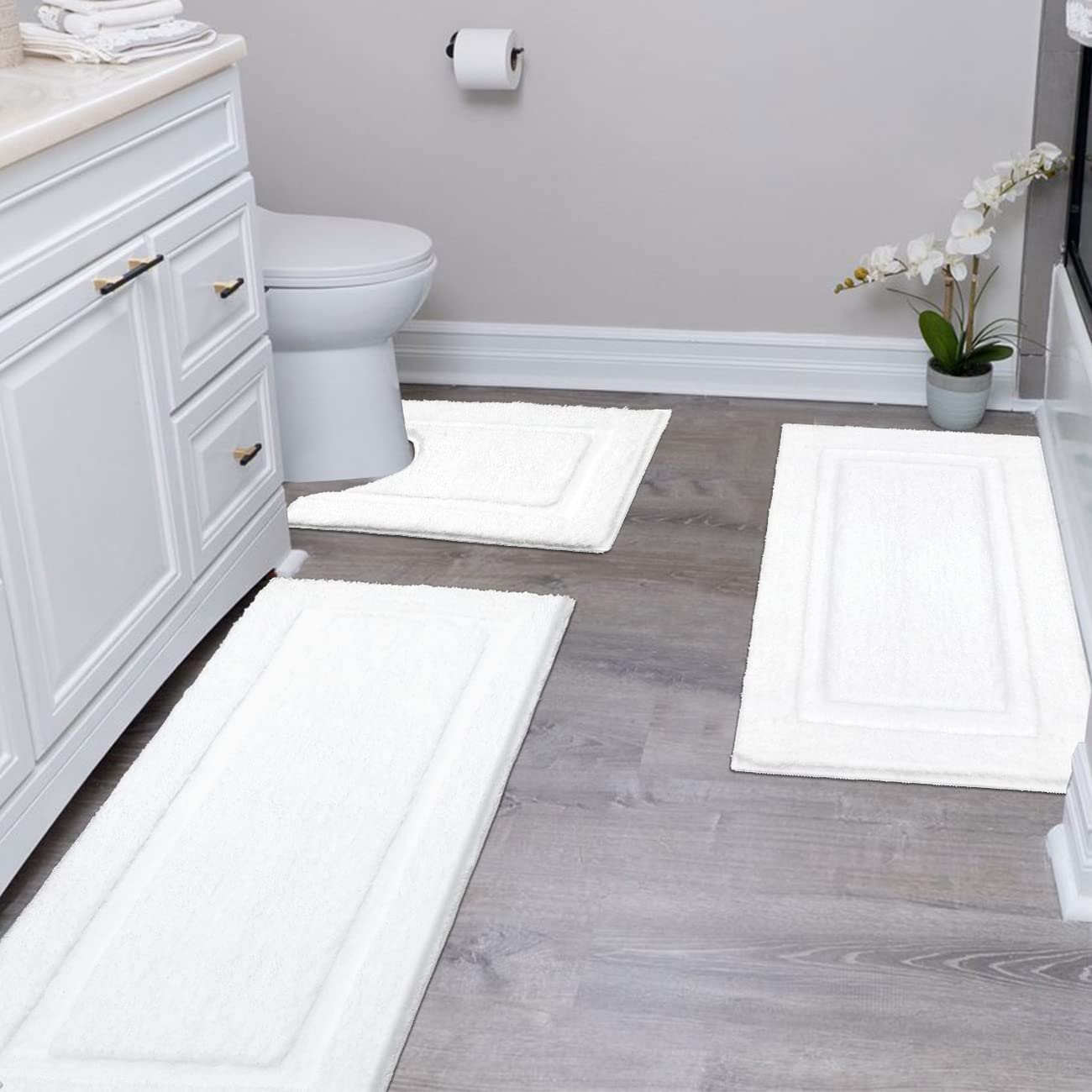 Front. Paradigms Interiors - Christmas Bathroom Rugs Sets 3 Piece 16x24  20x32 Non Slip Bath Mat And 20x24 Toilet U Shaped Washable Soft Fluffy Water - White-20"x32"+ 20"x47"+U Shape 20"x24".