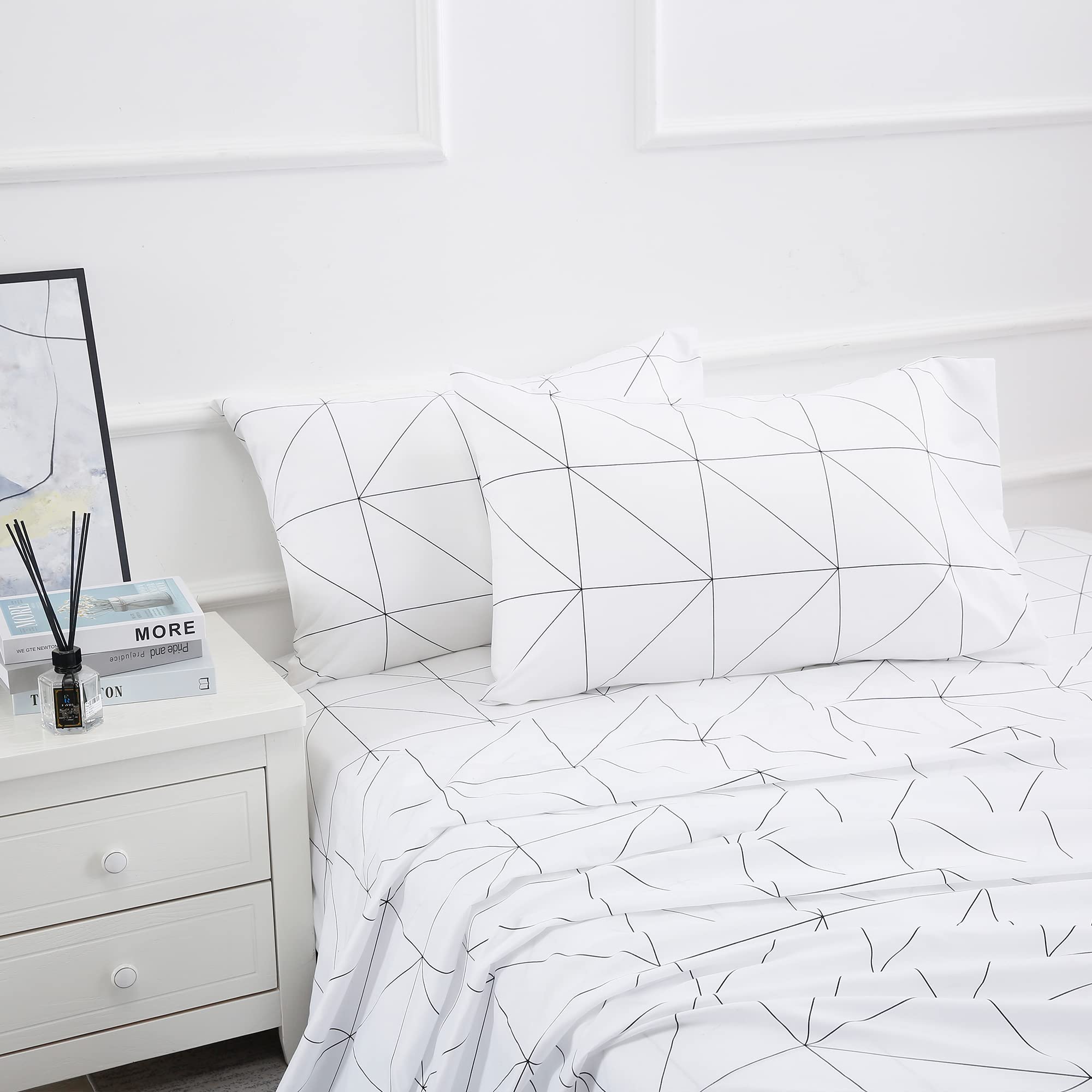 Geometric White Queen