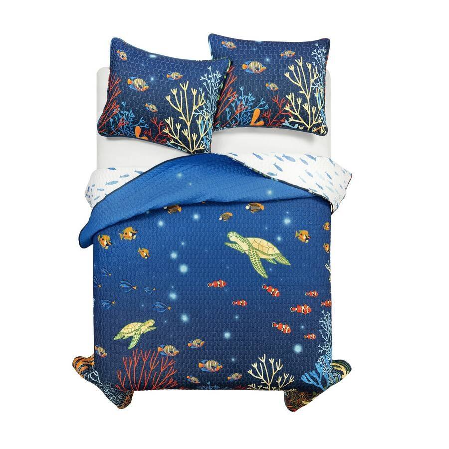 Angle. Hivvago - Twin 2 Piece Lightweight Ocean Navy Blue Clown Fish Coral Reversible Quilt Set - Navy Blue.