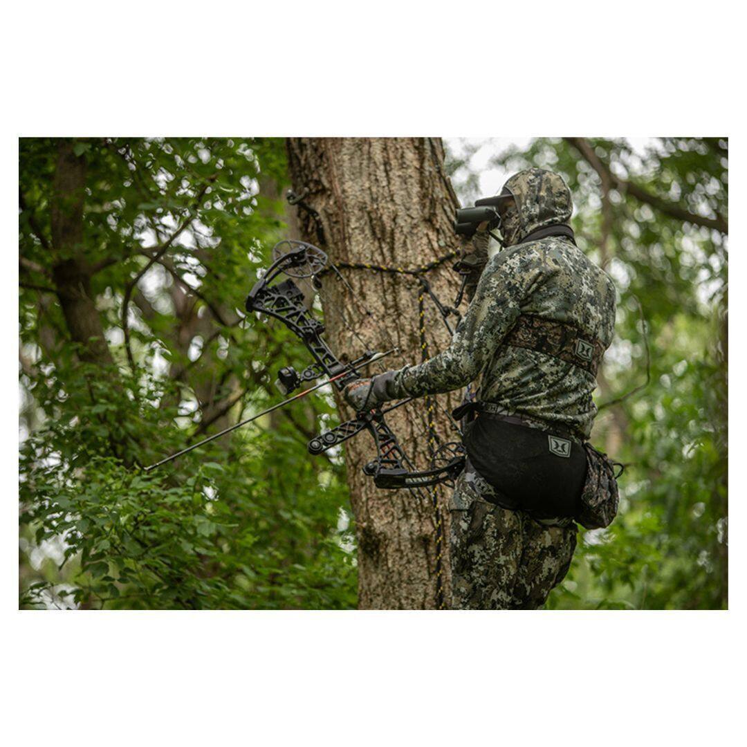 Left. Hawk - Hawk Chaos Camo Pattern Lightweight Helium Hammock Tree Saddle with Padded and Removable Seat - N/A.