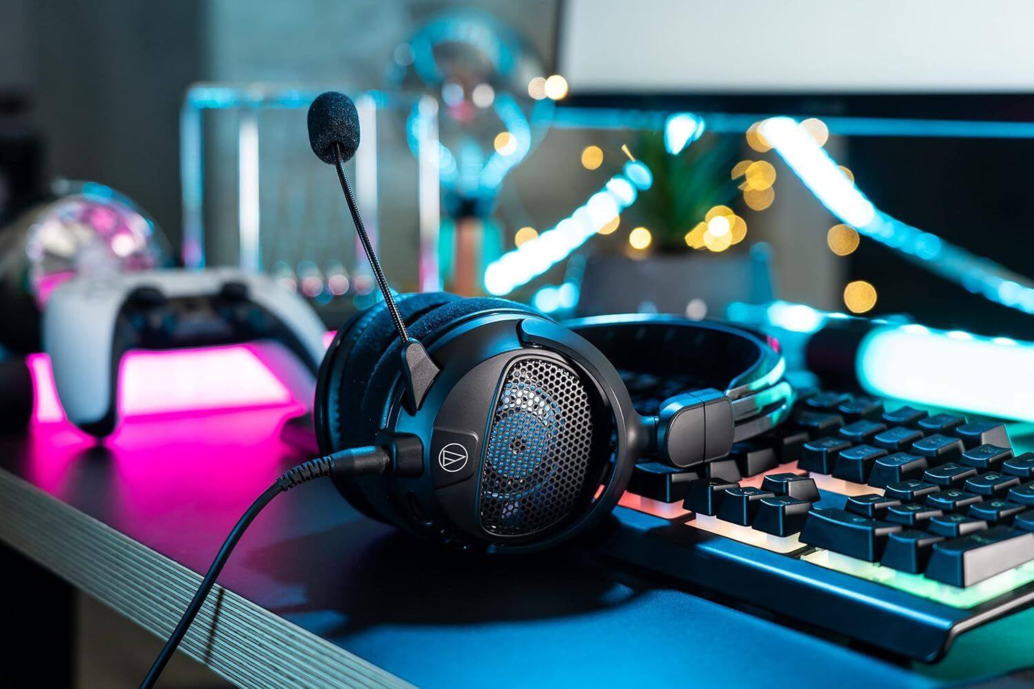 Angle. Audio-Technica - Audio-Technica ATH-GDL3 High-Fidelity Open-Back Gaming Headset - Black.