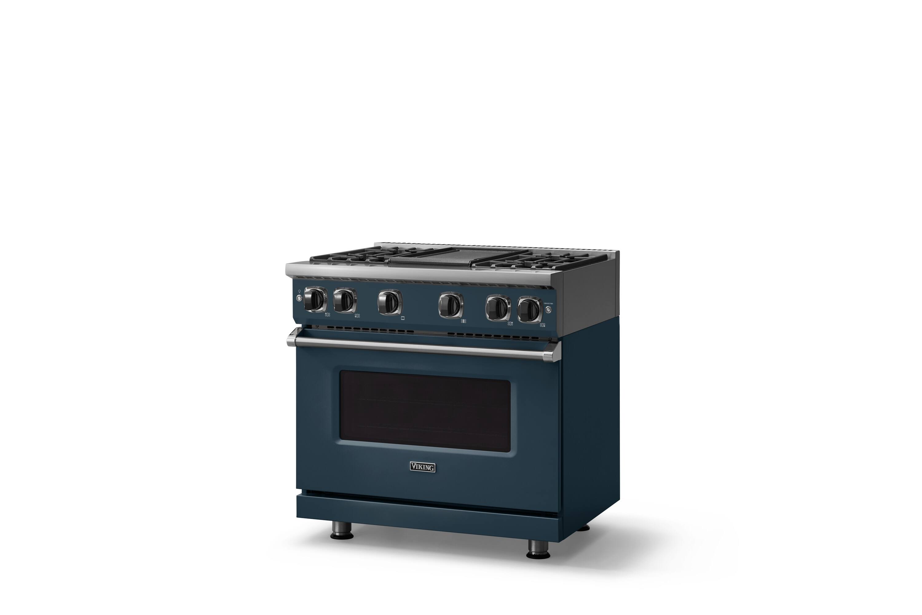 Angle. Viking - Pro 7 Series 5.6 Cu. Ft. Freestanding Sealed 4 Burner LP Gas Convection Range/Griddle - Squall - Squall.