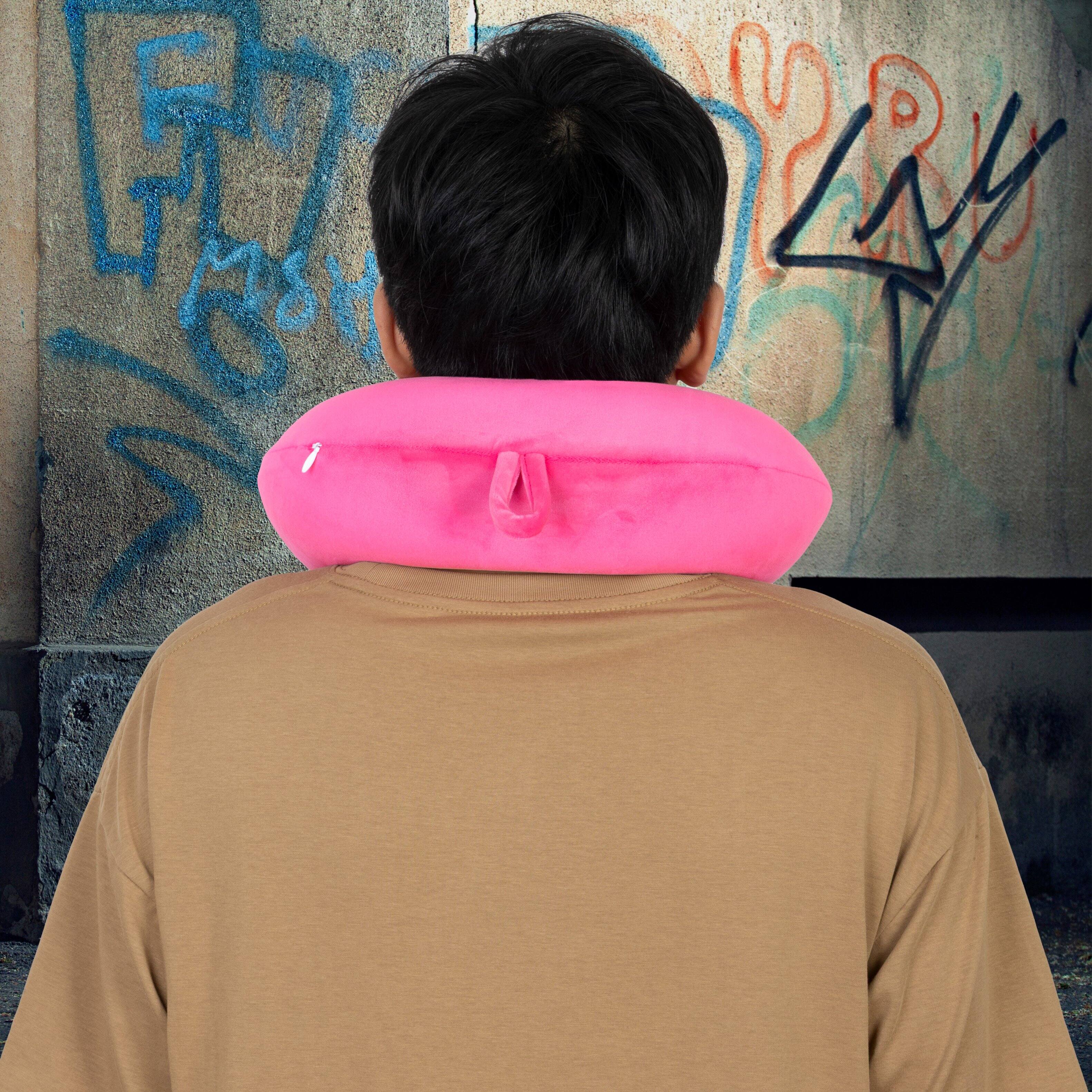 Angle. Von Dutch - Classic Memory Foam Travel Neck Pillow - Pink.