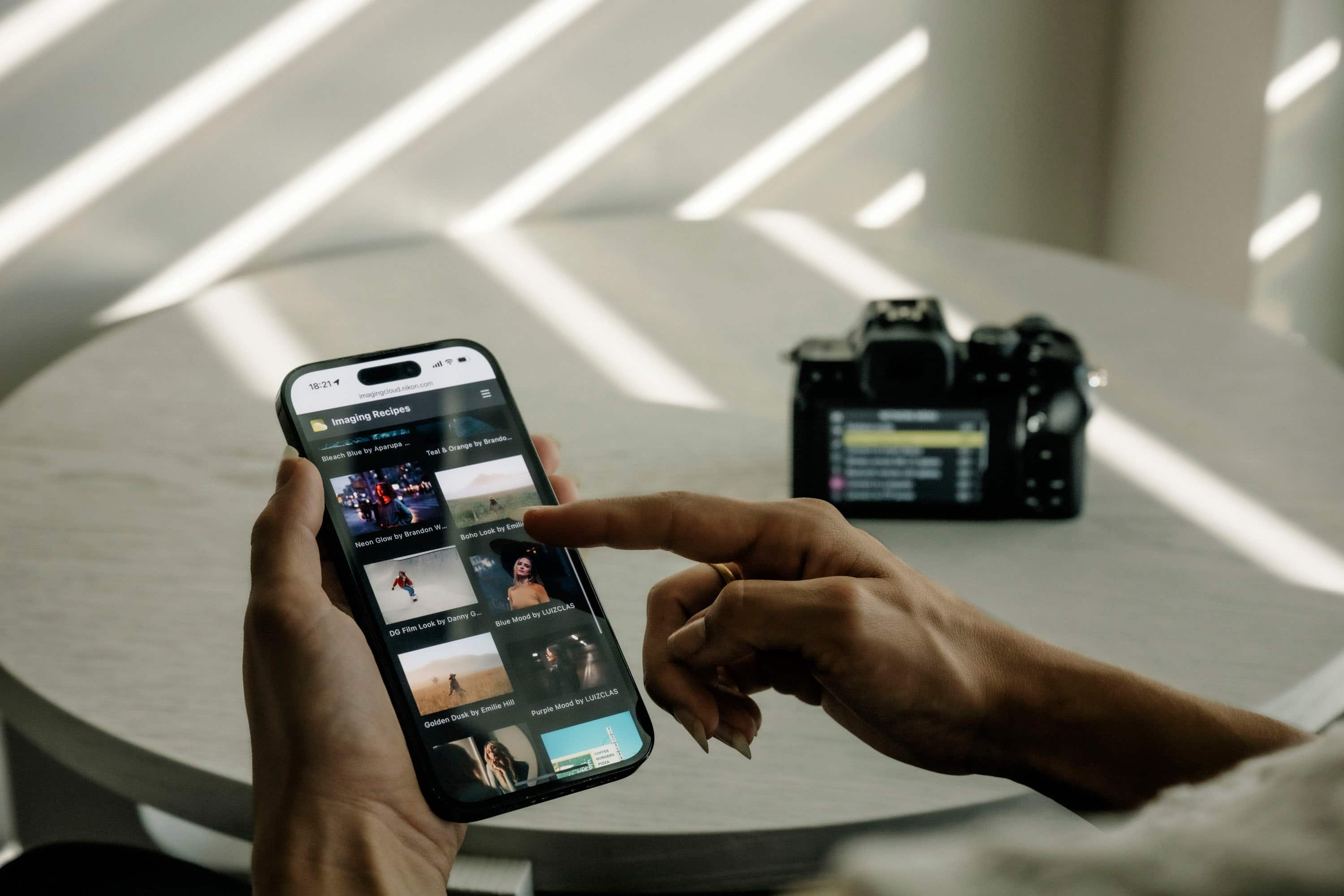 The text on the image reads: "18.21 imaginacion.nion.com Hor.cm Imaging Recipes - - Brando Blue by Apamupe Teal & Grangs Seach . by Brandon Neon Glow By Emdlo Boe LOGE Datiry D Leok by DO File by LIRECLAS Blue Meerd Emilie Dusk by Golden ty LUZOLAS Nond Purple."