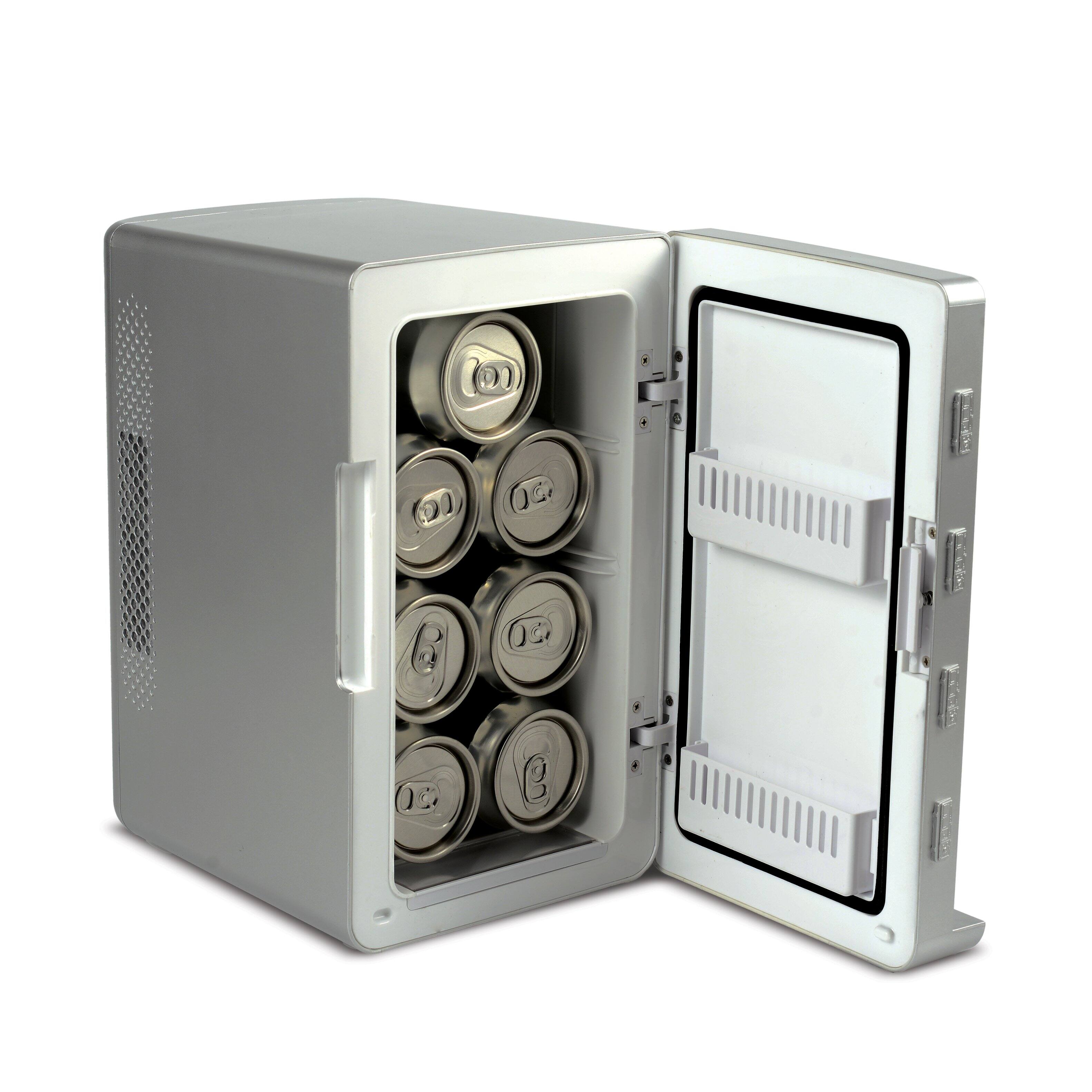 Back. Star Wars - Ukonic Star Wars Han Solo 4.5L 8xCan Mini Fridge Thermoelectric Cooler Ac/DC - Silver.