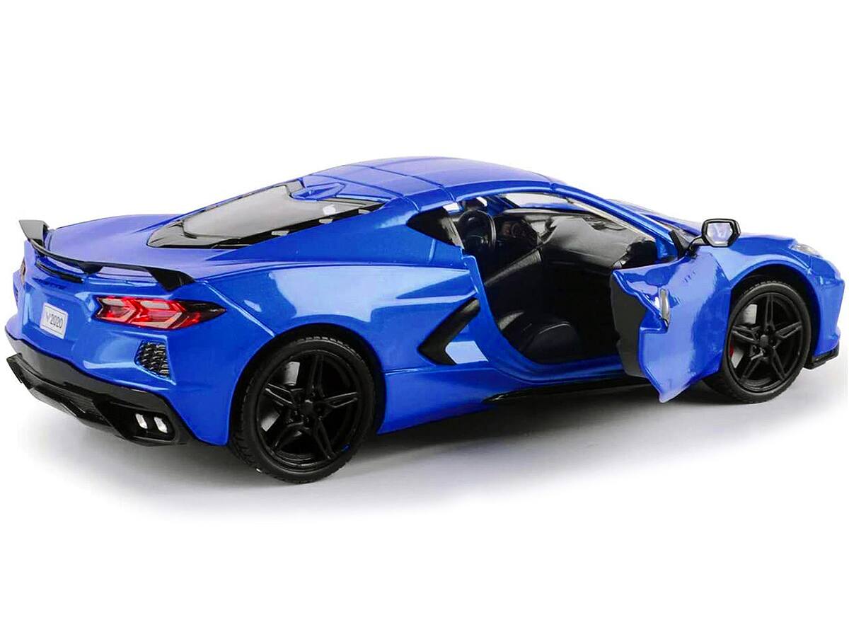 Angle. Motormax - 2020 Chevrolet Corvette C8 Stingray Blue Metallic "Timeless Legends" 1/24 Diecast Model Car by Motormax - Blue Metallic.