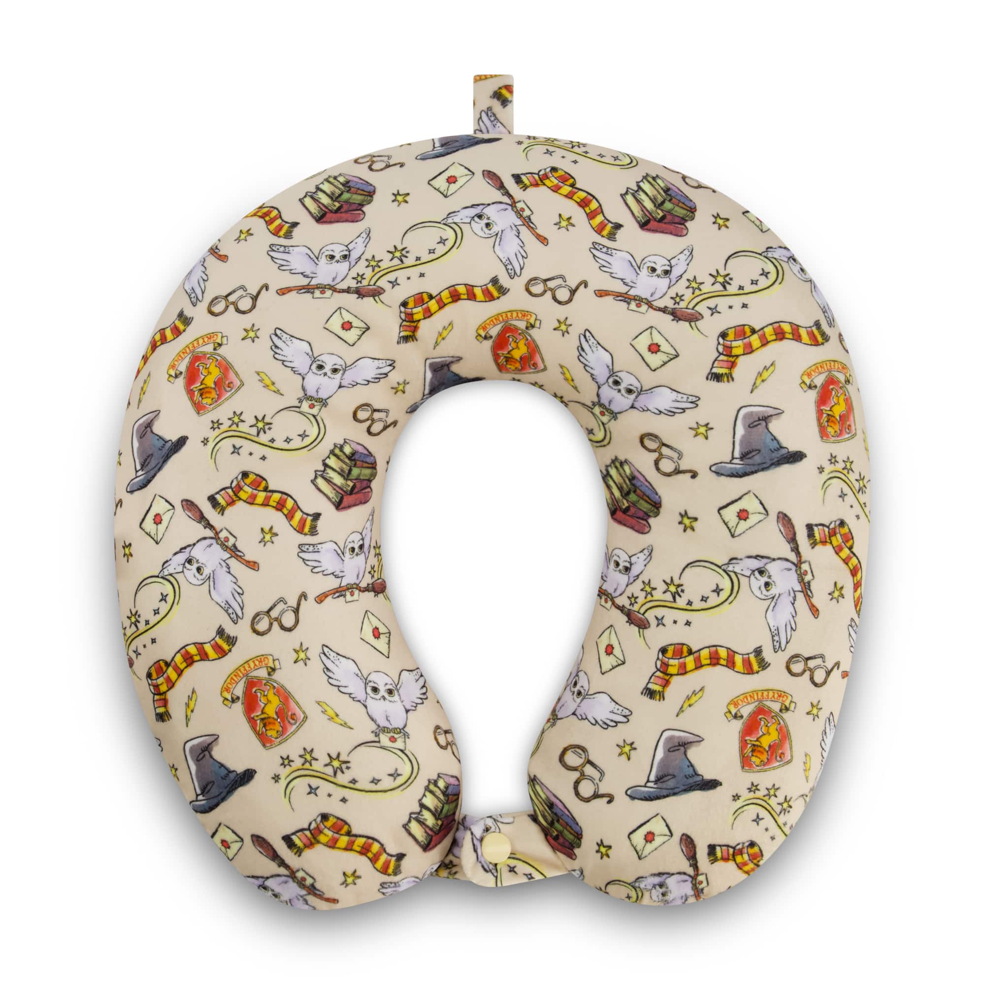 Ful - HARRY POTTER All over Print Memory Foam Travel pillow - Cream