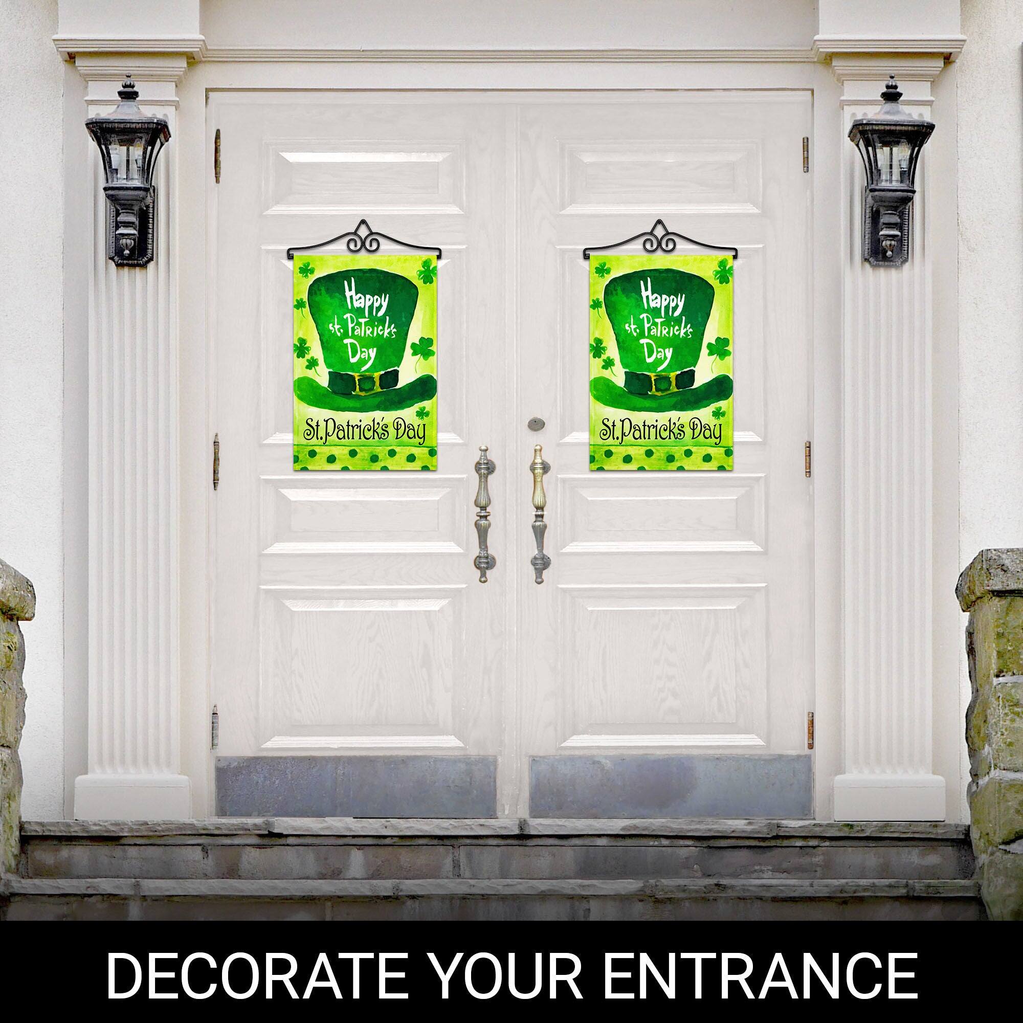 Happy St. Patrick's Day  
St. Patrick's Day  

DECORATE YOUR ENTRANCE