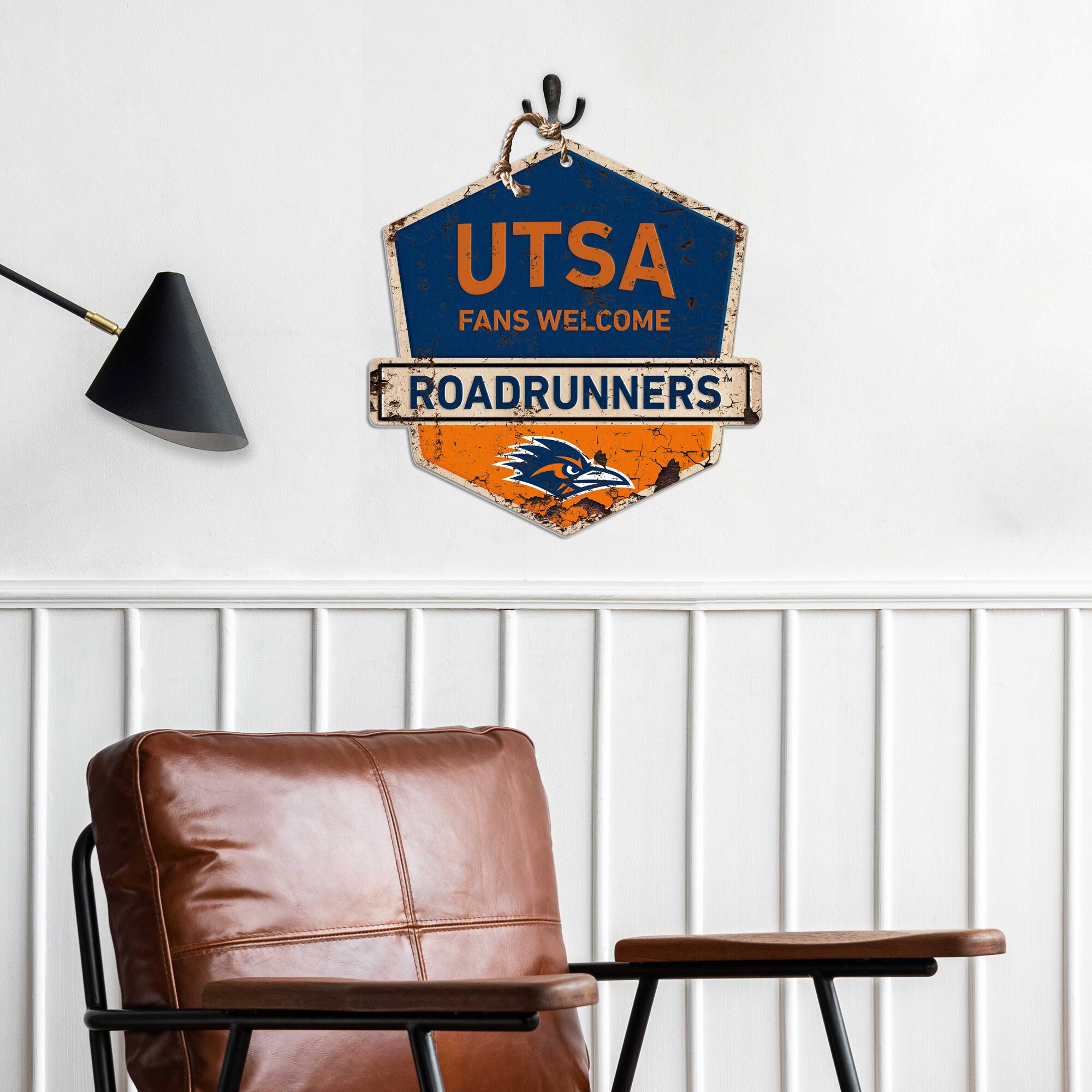 UTSA FANS WELCOME ROADRUNNERS