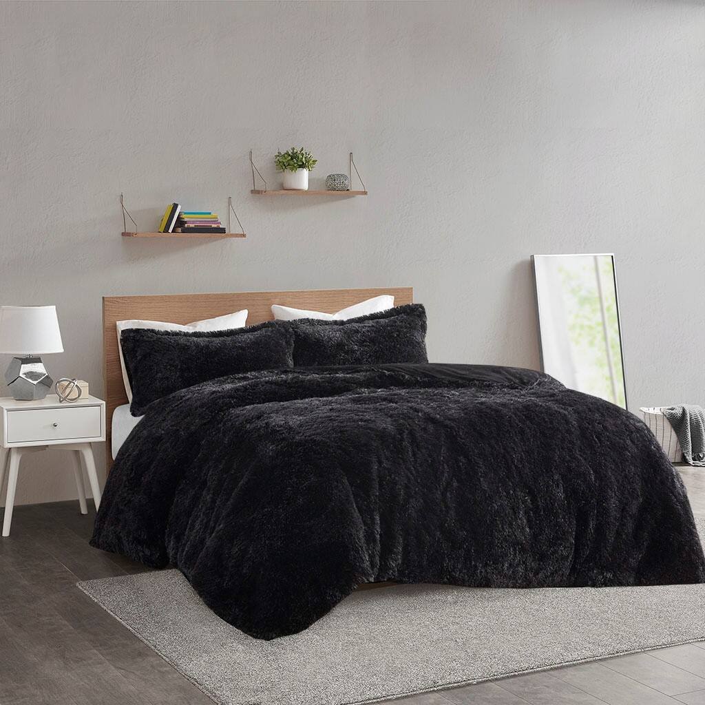 Alt View 1. Gracie Mills - Gracie Mills Susie Solid Shaggy Long Fur Duvet Cover Set - Black.