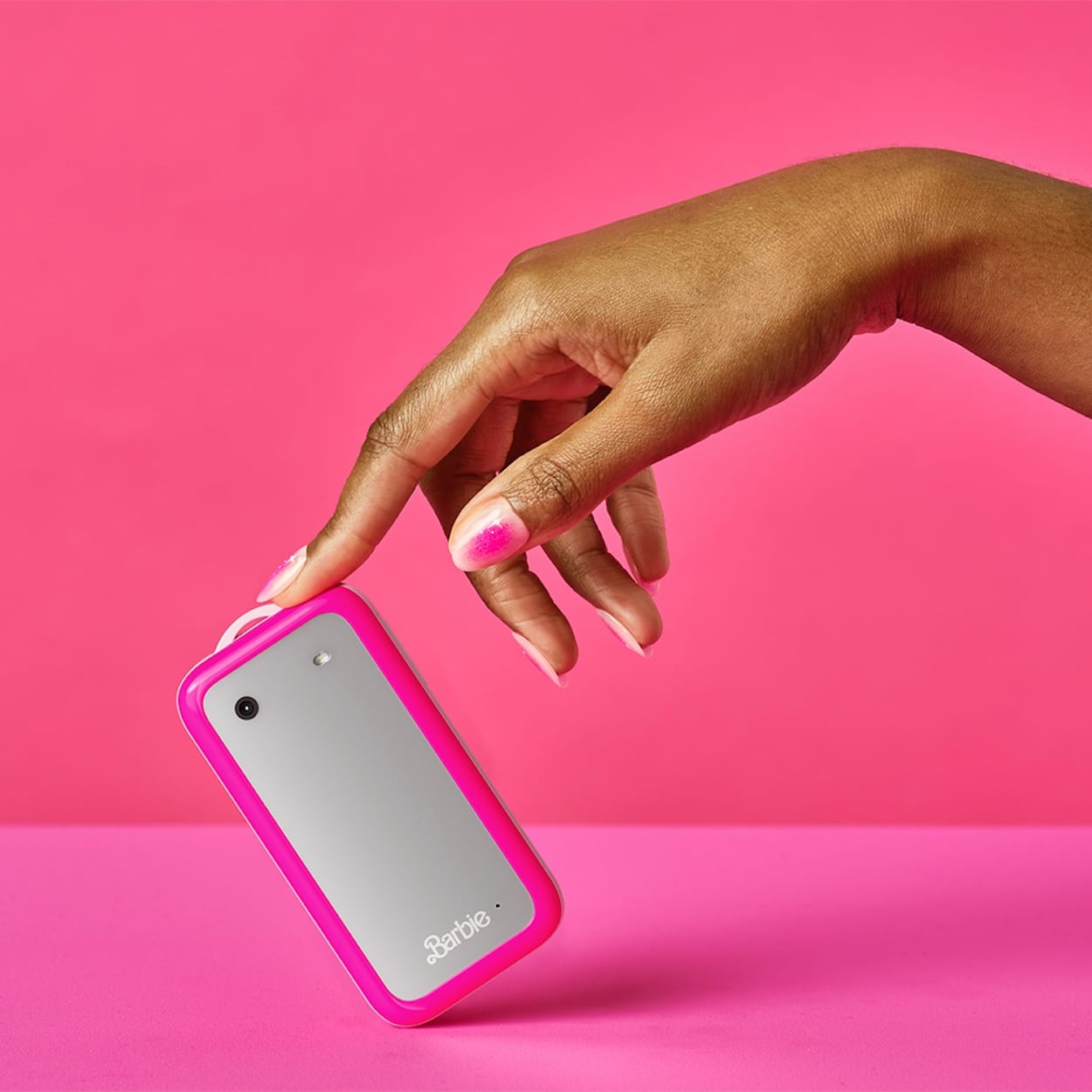 Alt View 19. HMD - Barbie Phone - Power Pink.