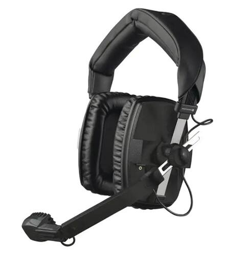 Beyerdynamic - DT 109 Headset with Dynamic Microphone for Broadcast and Intercom (Closed, 50 Ohm)
